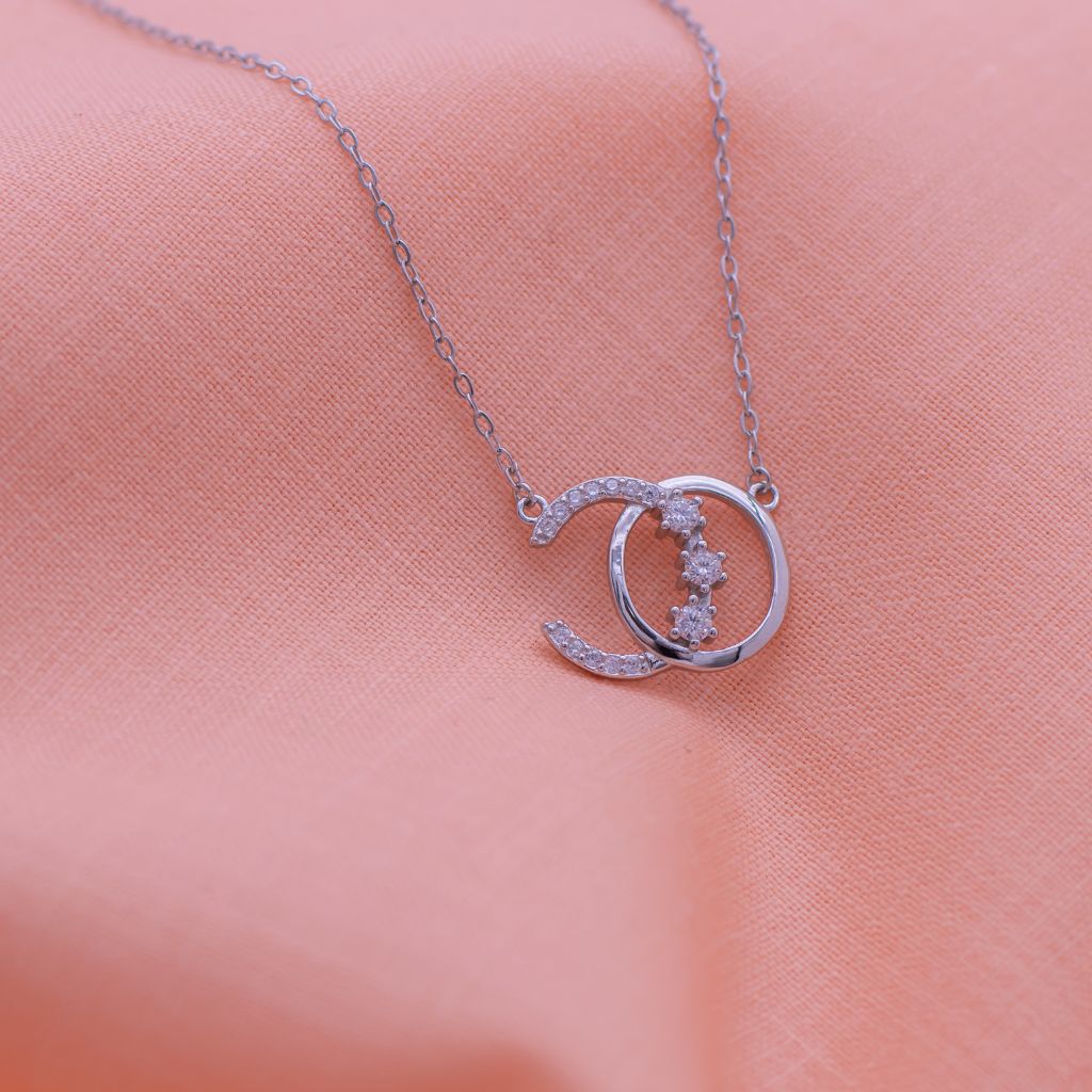 Half Moon in Circle Pure Silver Pendant With silver linked Chain