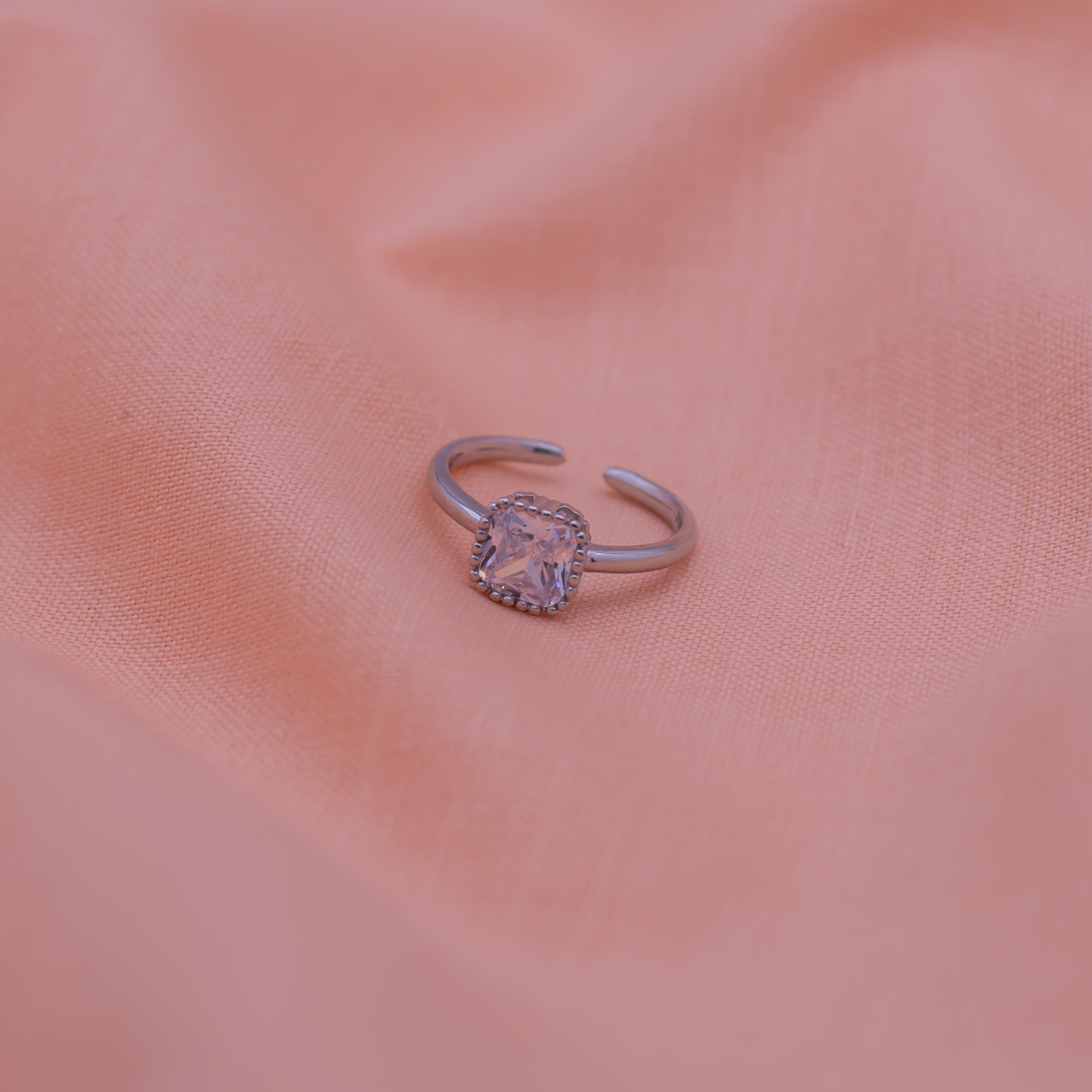 Zircon Stone in Cube Pure Silver Minimal Ring- Free size