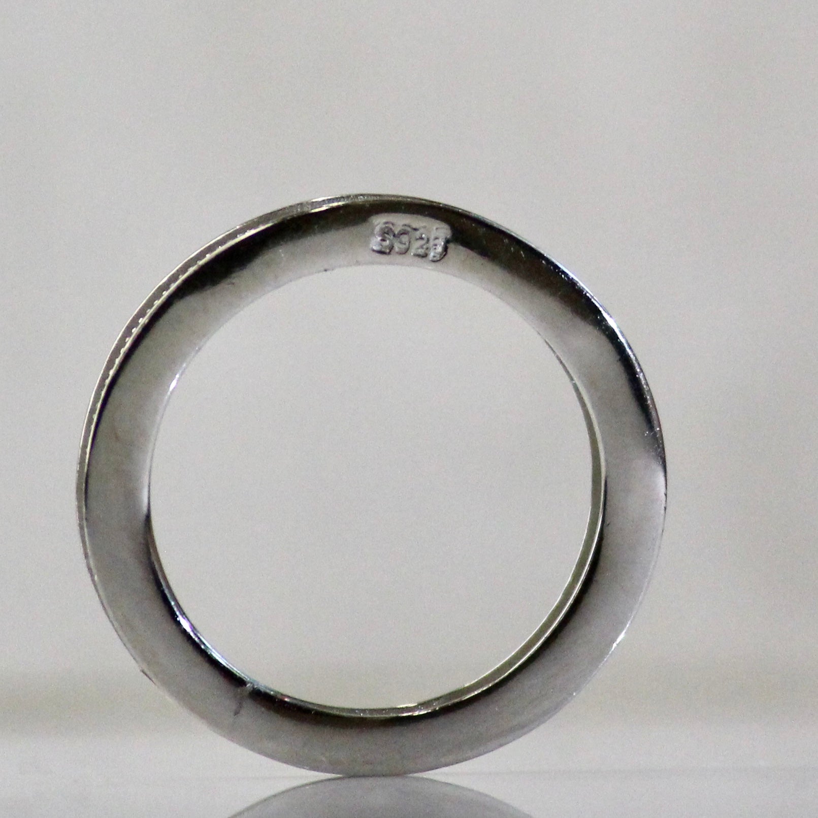 Chained stone bands 925 sterling silver ring