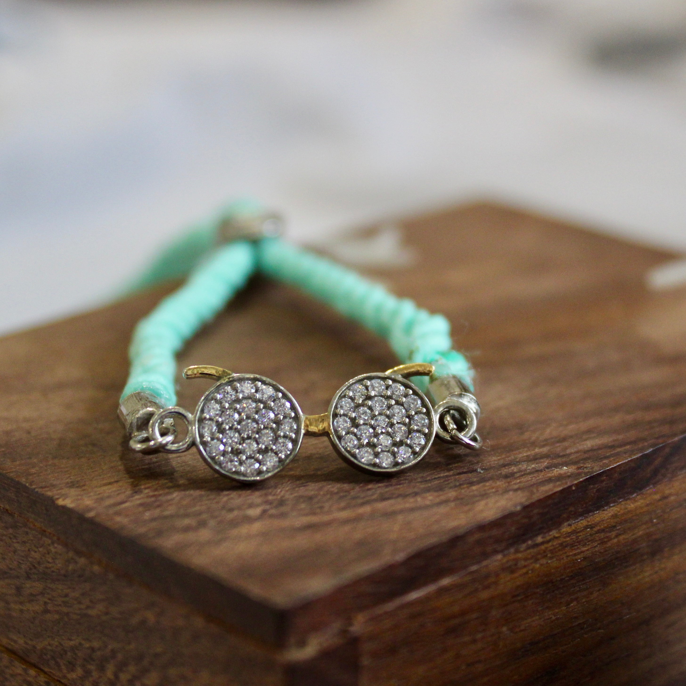 'Sunglass' Silver Green Thread Rakhi in 925 Silver