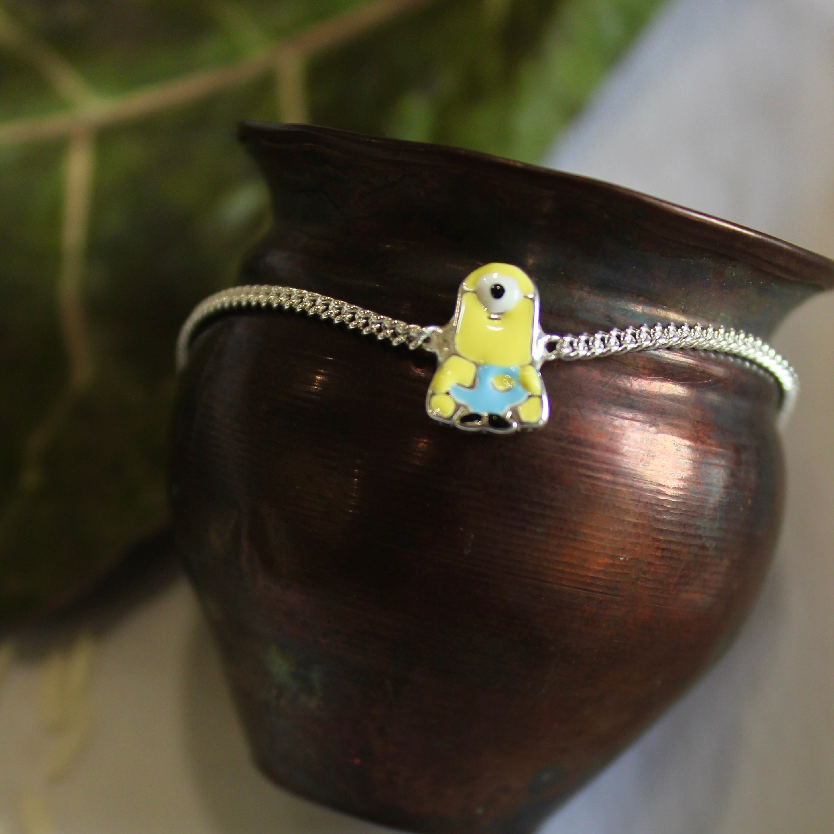 Minion 925 pure silver chained rakhi
