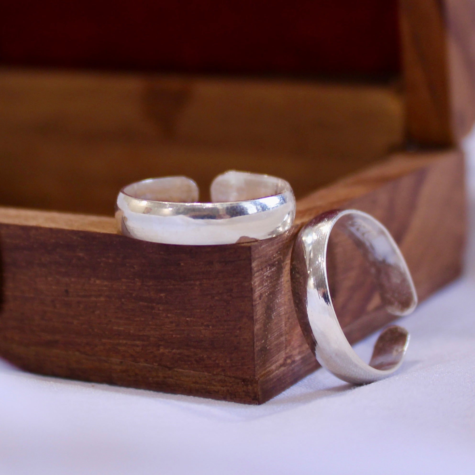 Evergreen Classic 925 Pure Silver Toe Rings- Pair