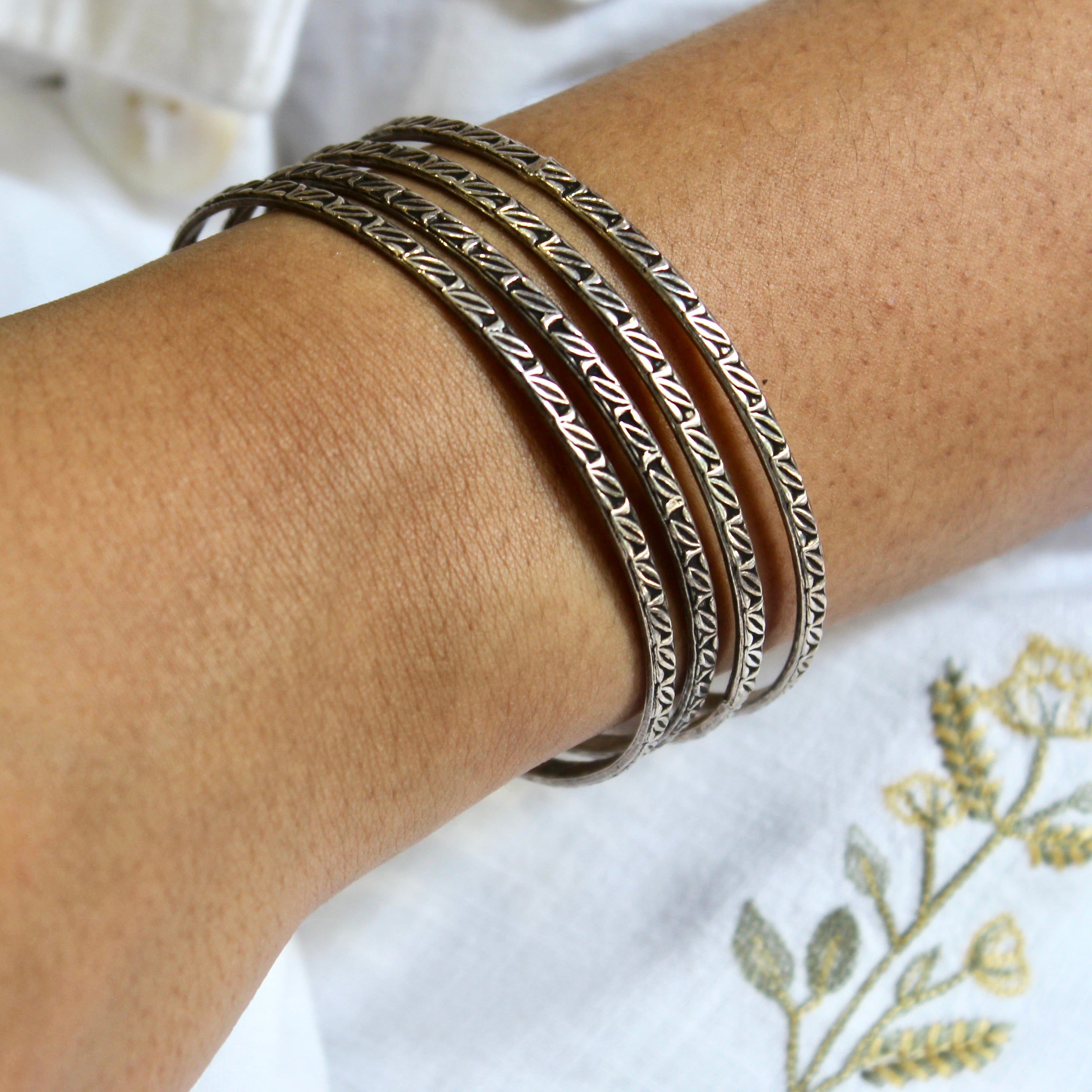 Leaf Patterned Oxidised Bangles in pure silver- PAIR