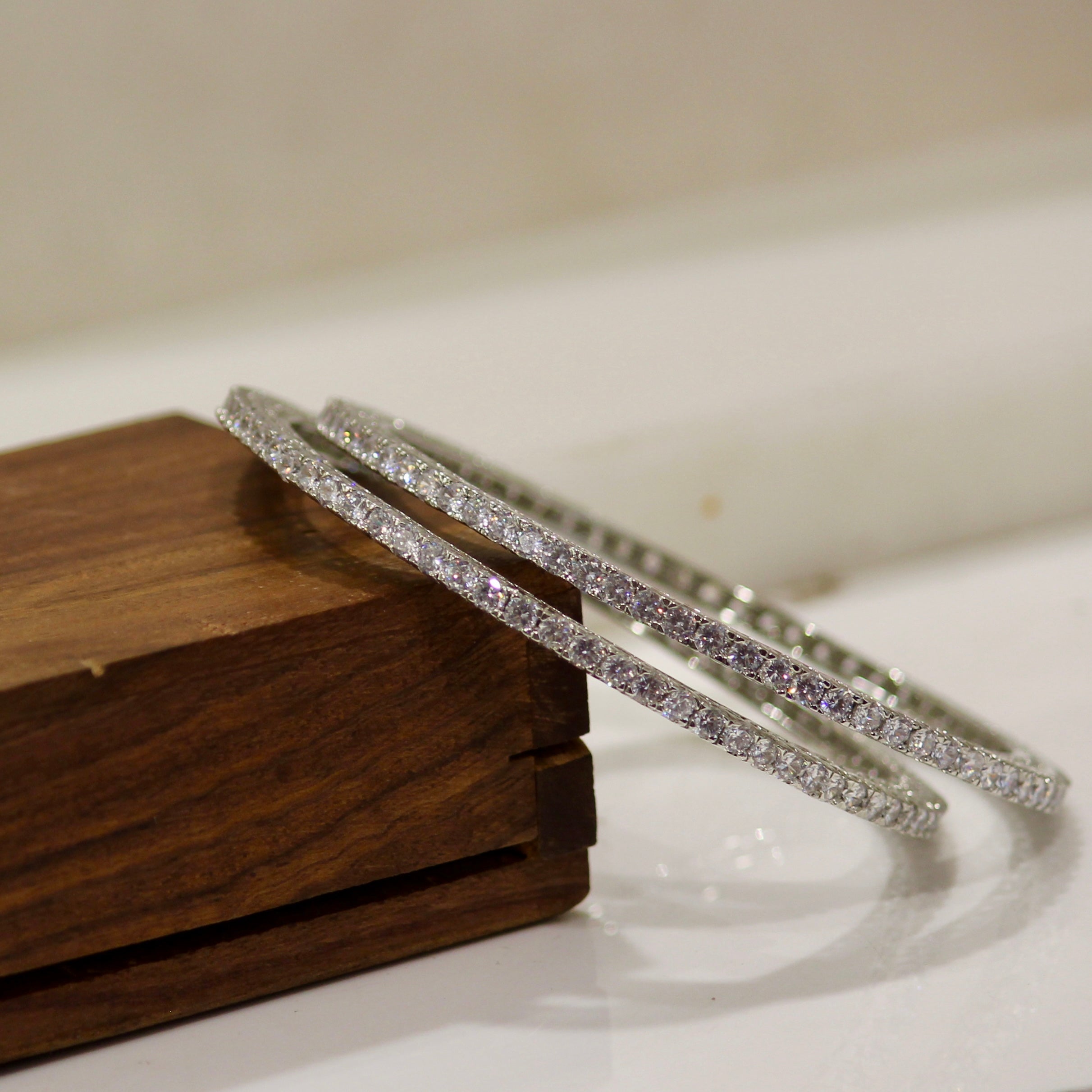 Solitaire Classic Bangles in Pure Silver- Pair (M)