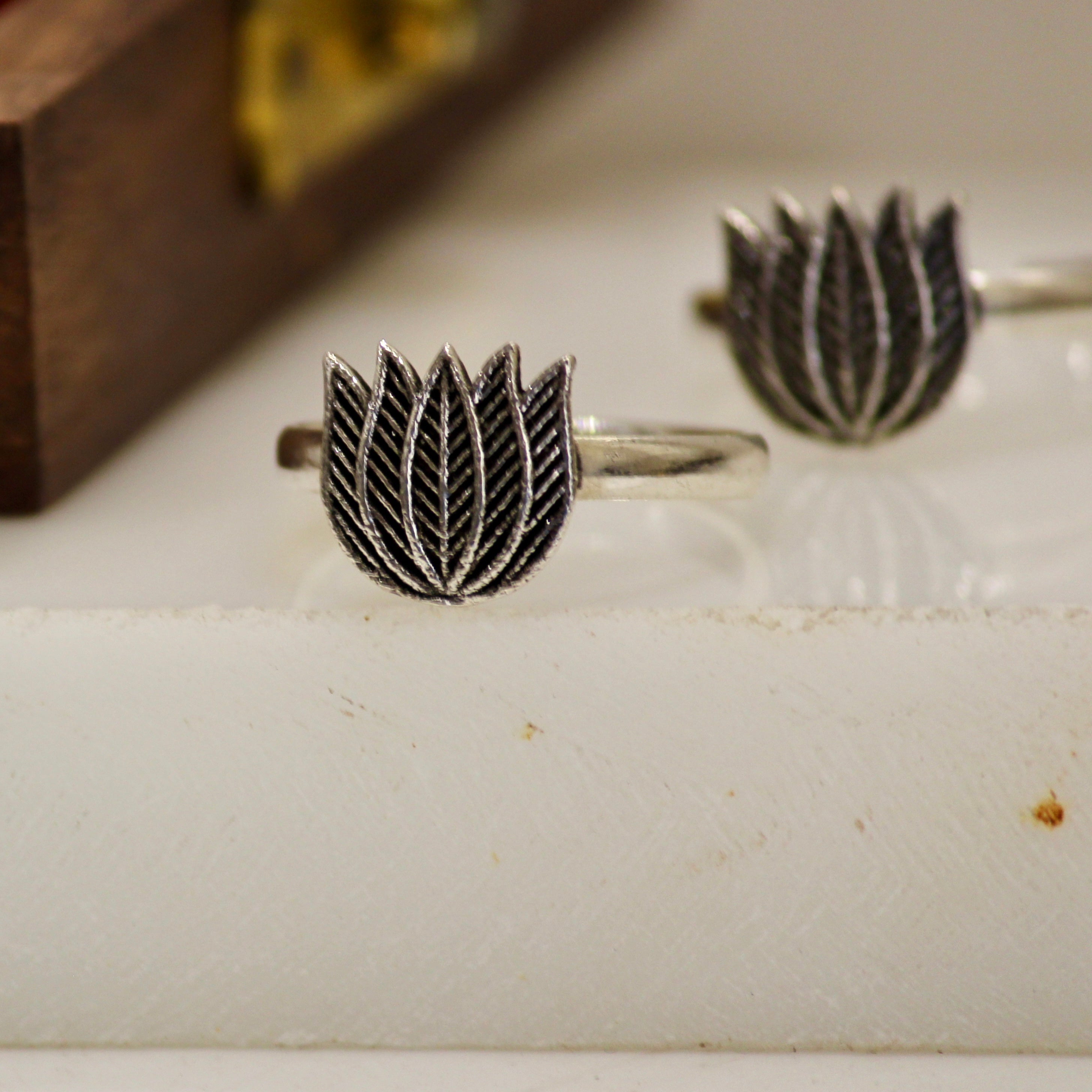 Lotus 925 Pure Silver Oxidised Toe Rings- Pair