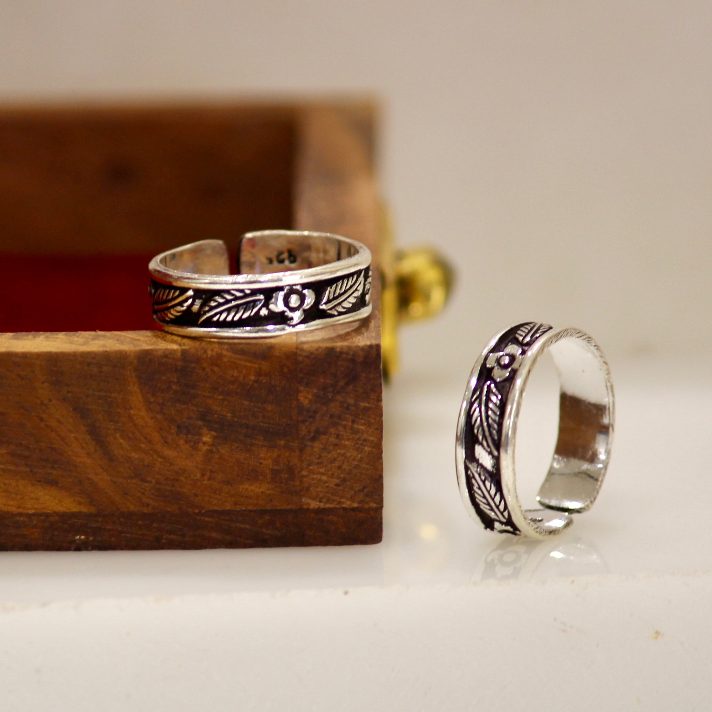 Leaf Flower Band 925 Pure Silver Toe Rings- Pair
