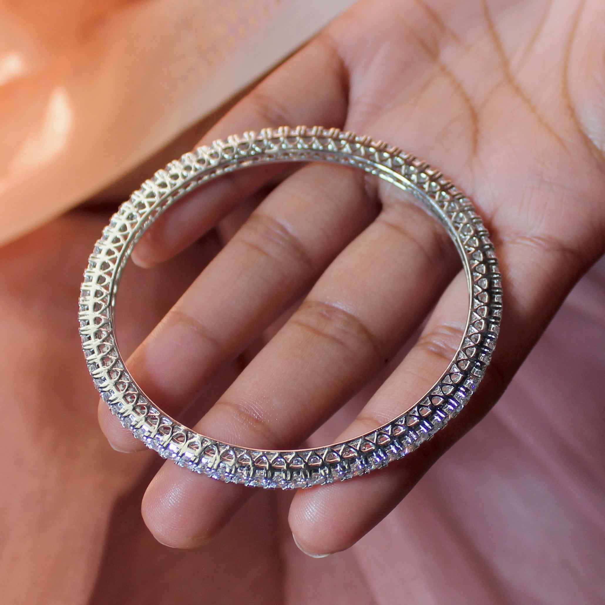 Solitaire Classic Bangles in Pure Silver- Pair (M)