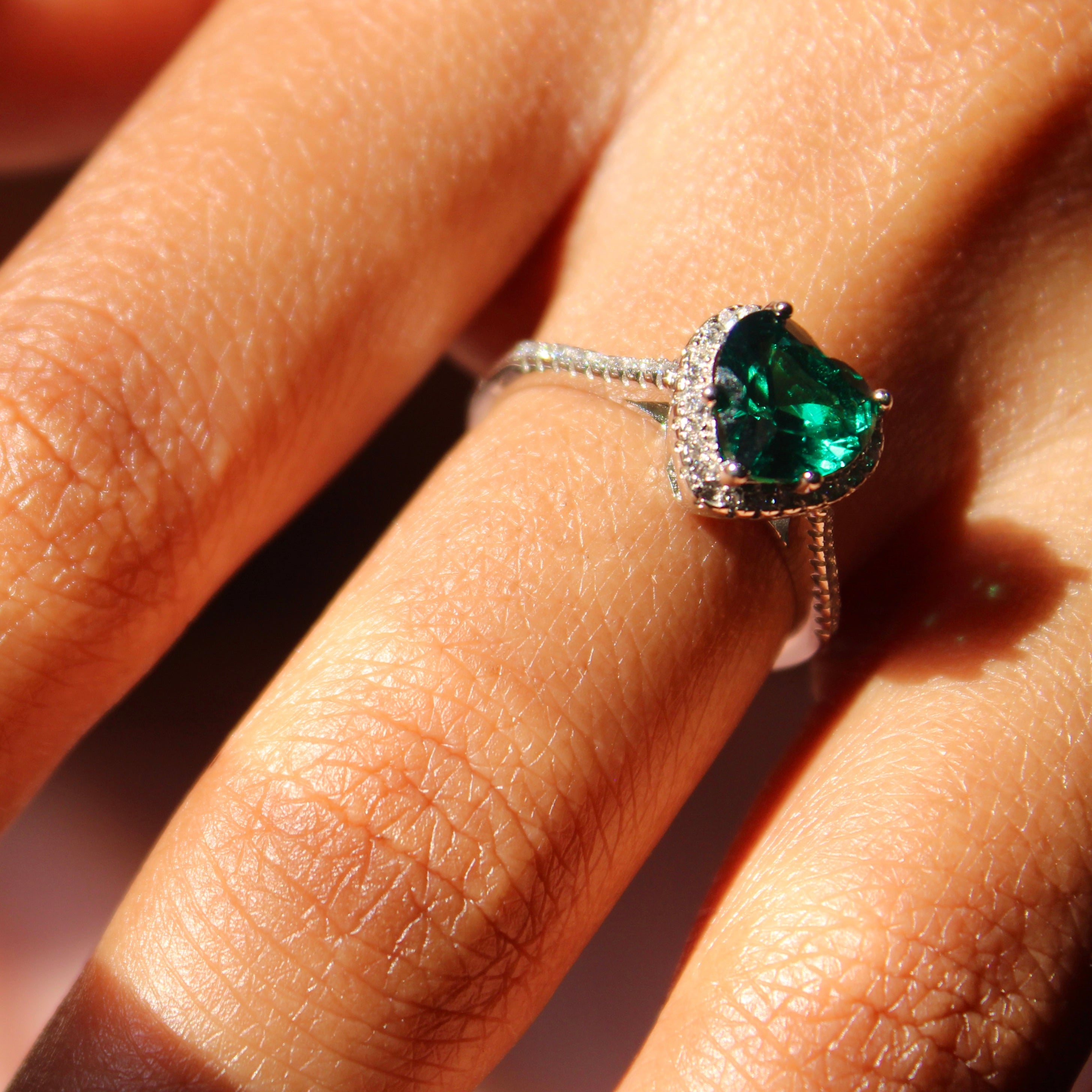 Emerald Heart Stone at Center Pure Silver Party Ring- Free size