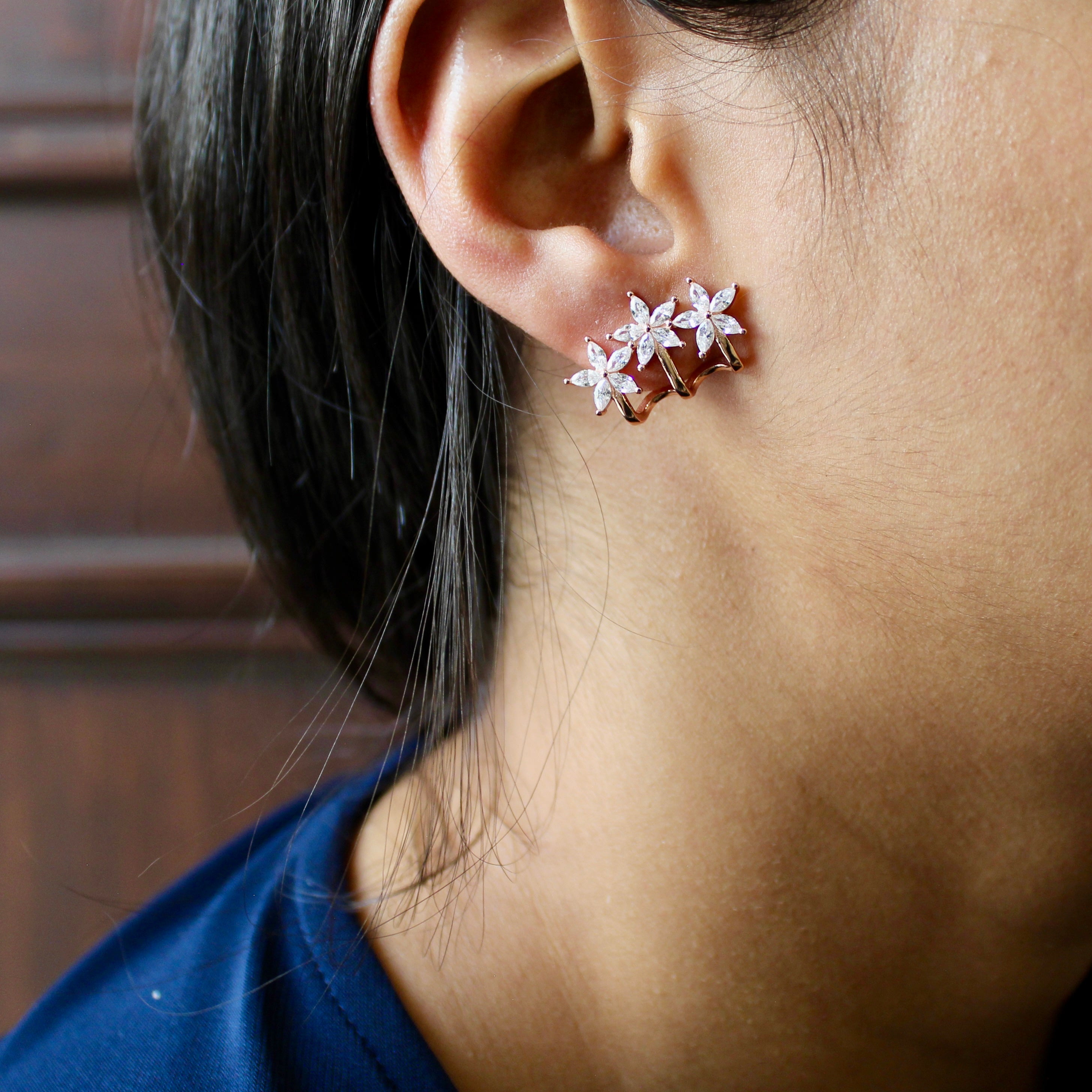 3 Flowers Wrapped Earrings in Rose Gold 925 Silver