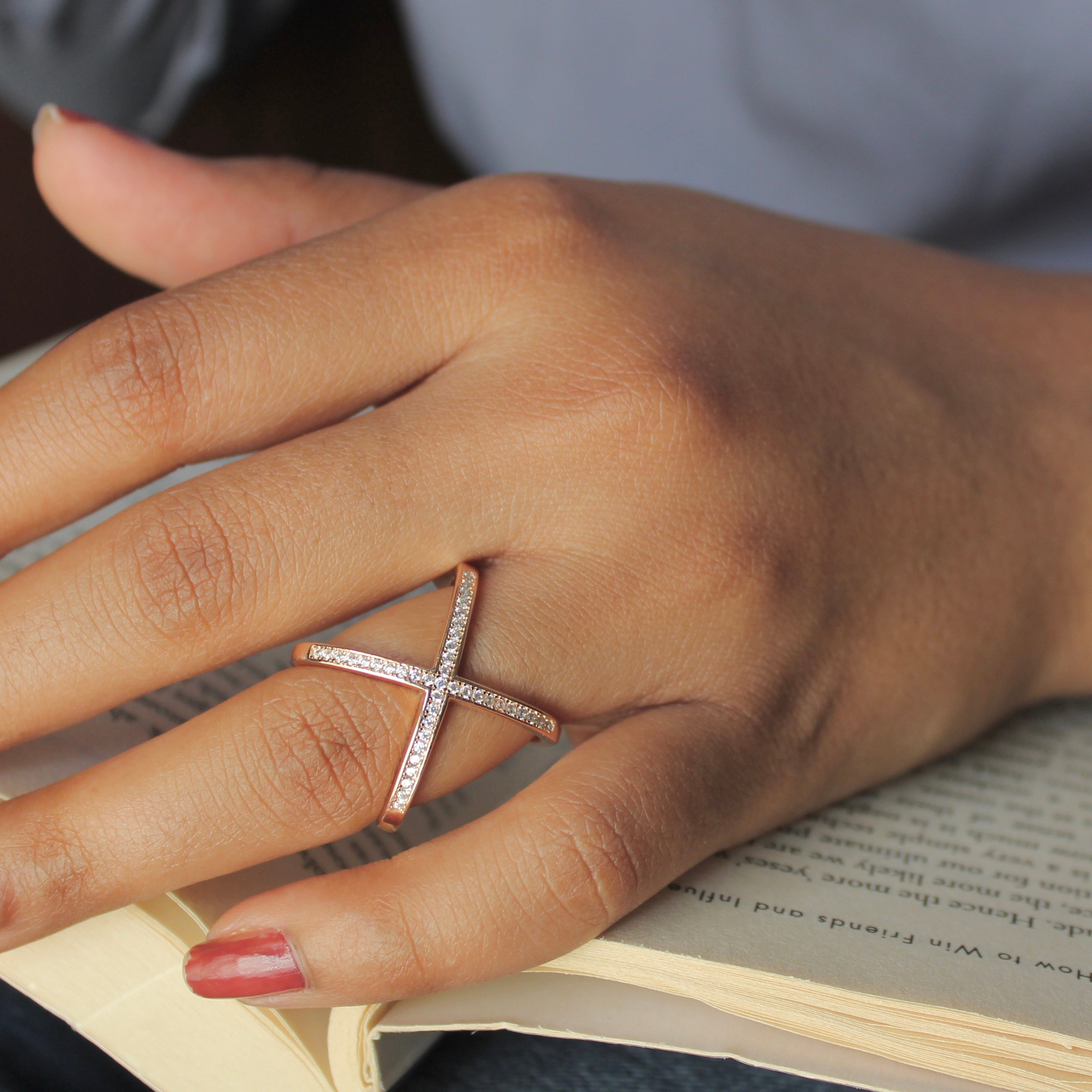 Zircon Stones Crossed Pure 925 Silver Minimal Ring in Rose Gold polish