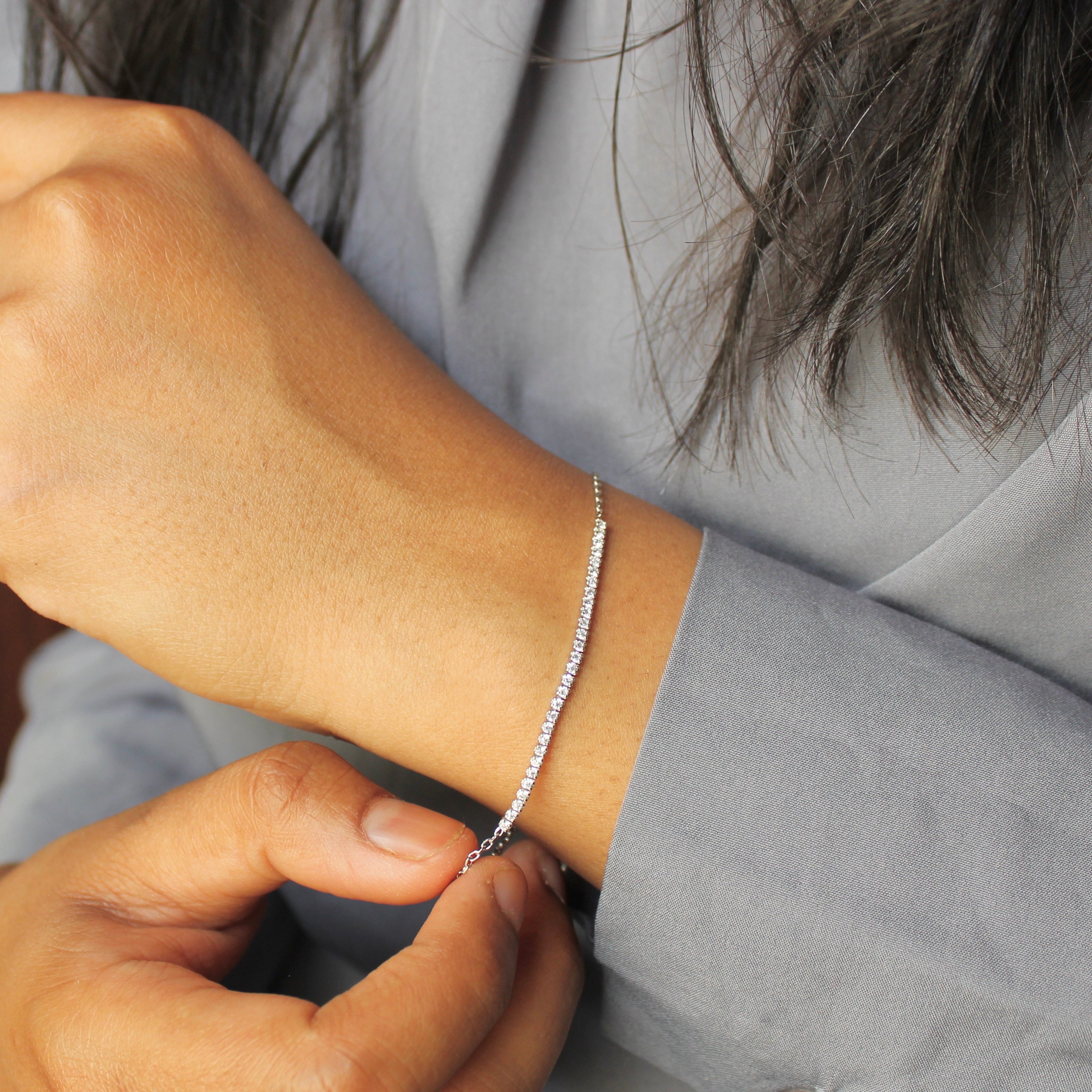 Zircon Stones Sleek Lined 925 Silver Minimal Bracelet