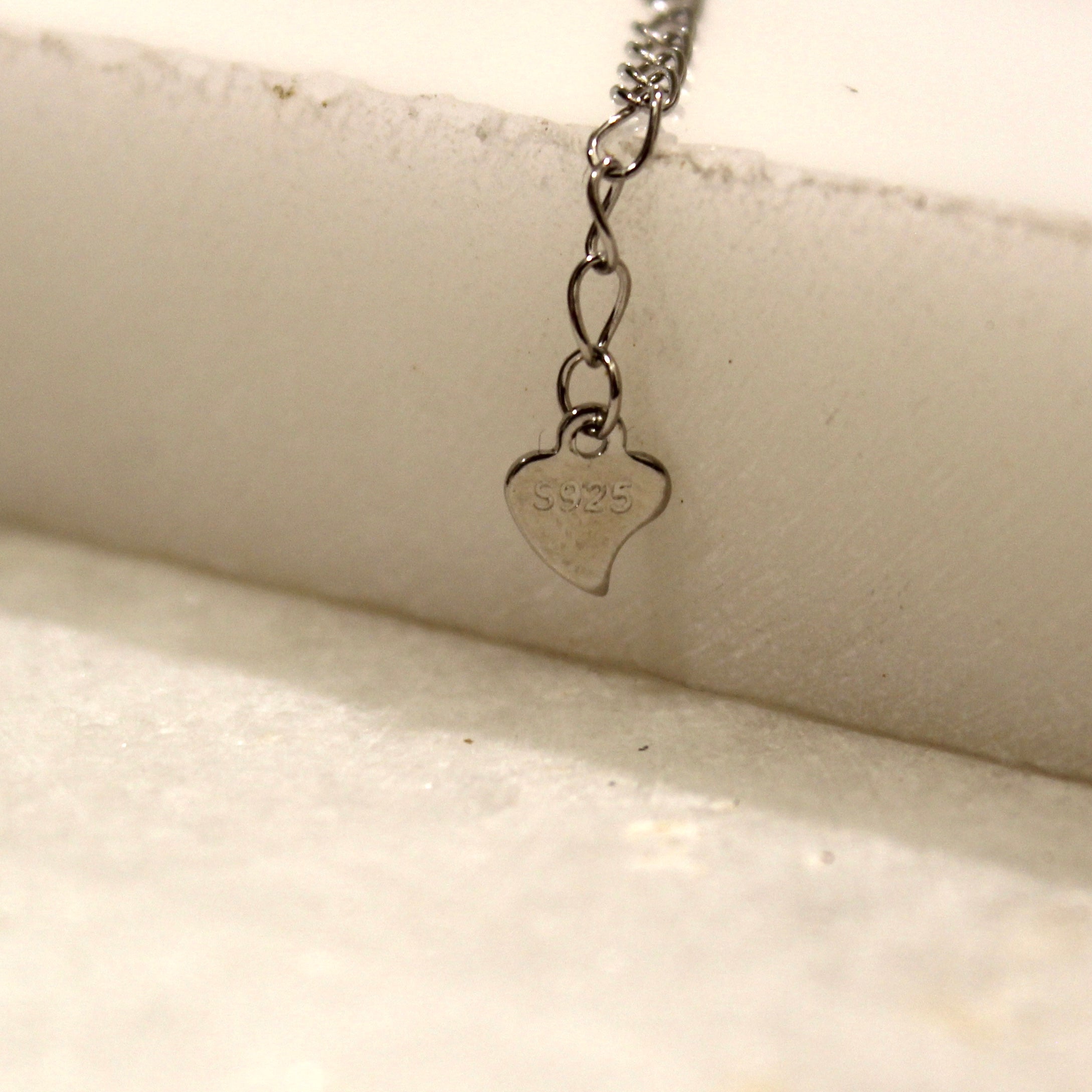 Zircon Stones Sleek Lined 925 Silver Minimal Bracelet