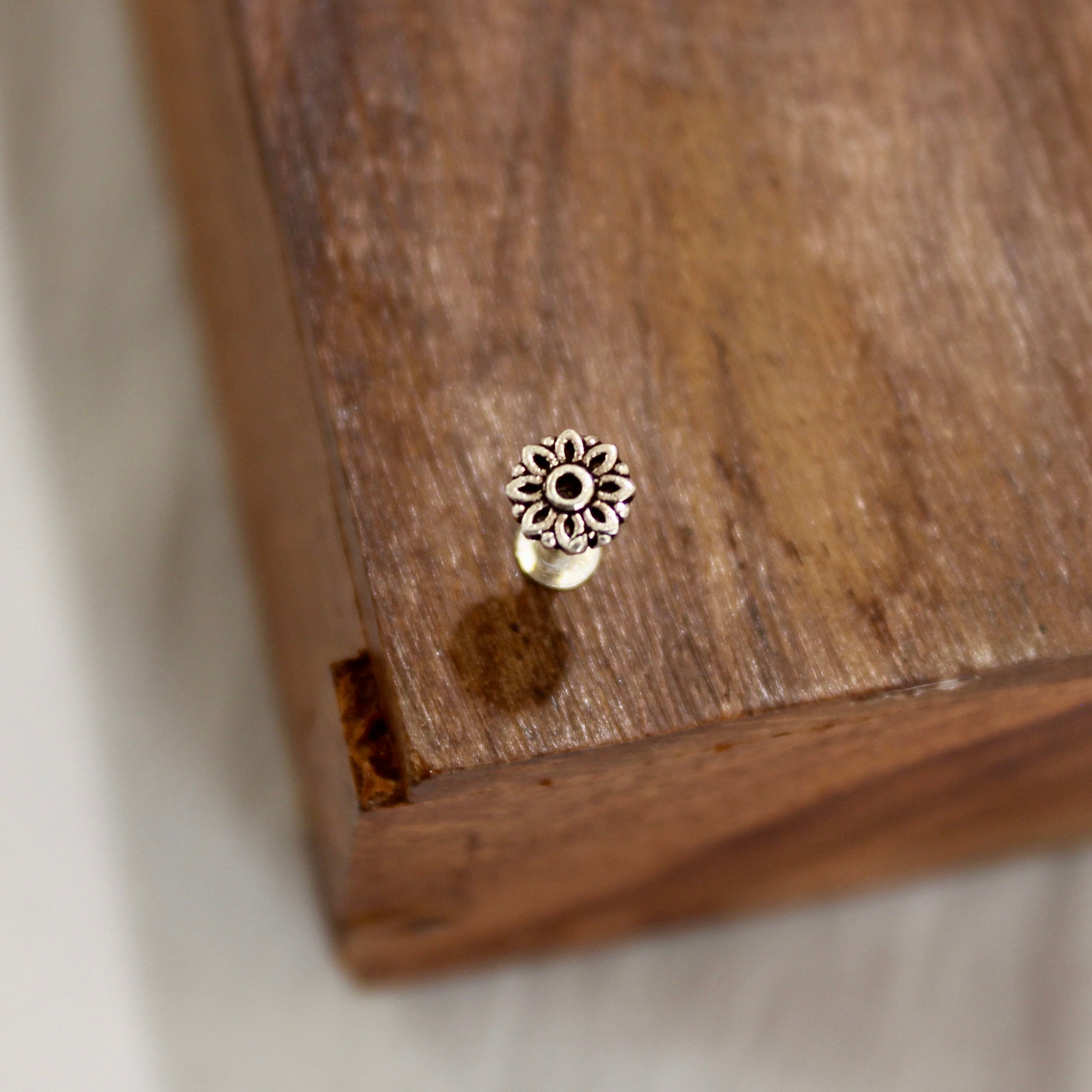 Sunflower 925 pure silver nosepin- Pierced
