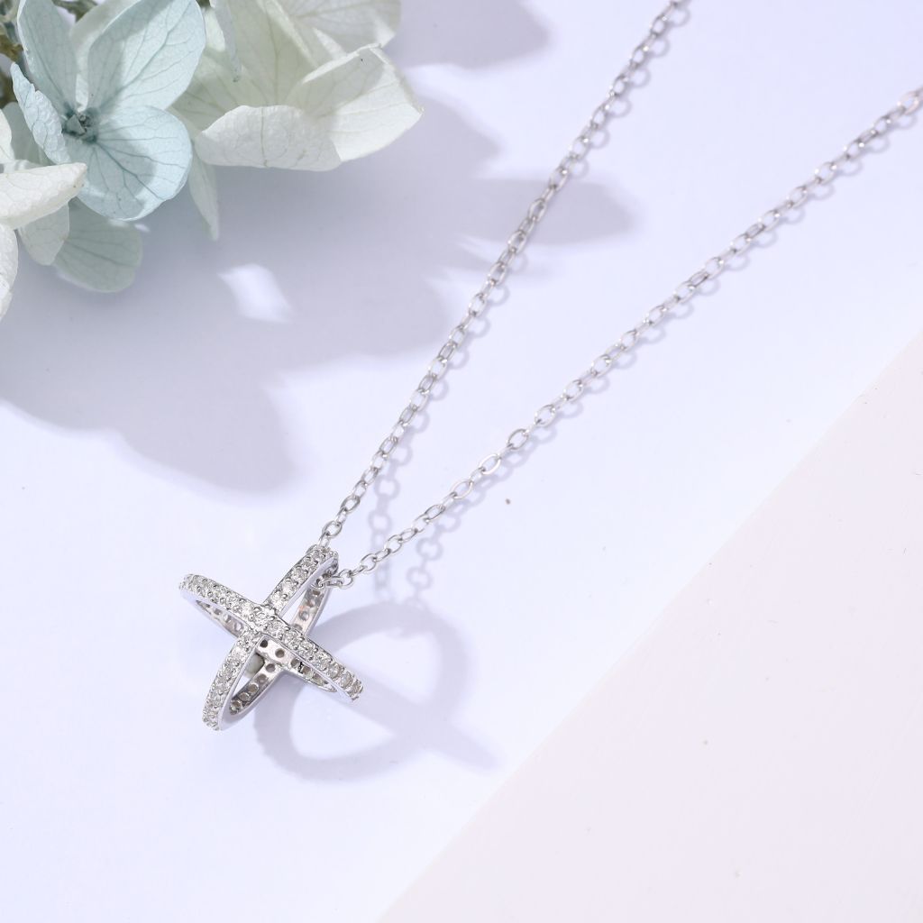 Oval Crossed Pendant with silver linked Chain in 925 Silver