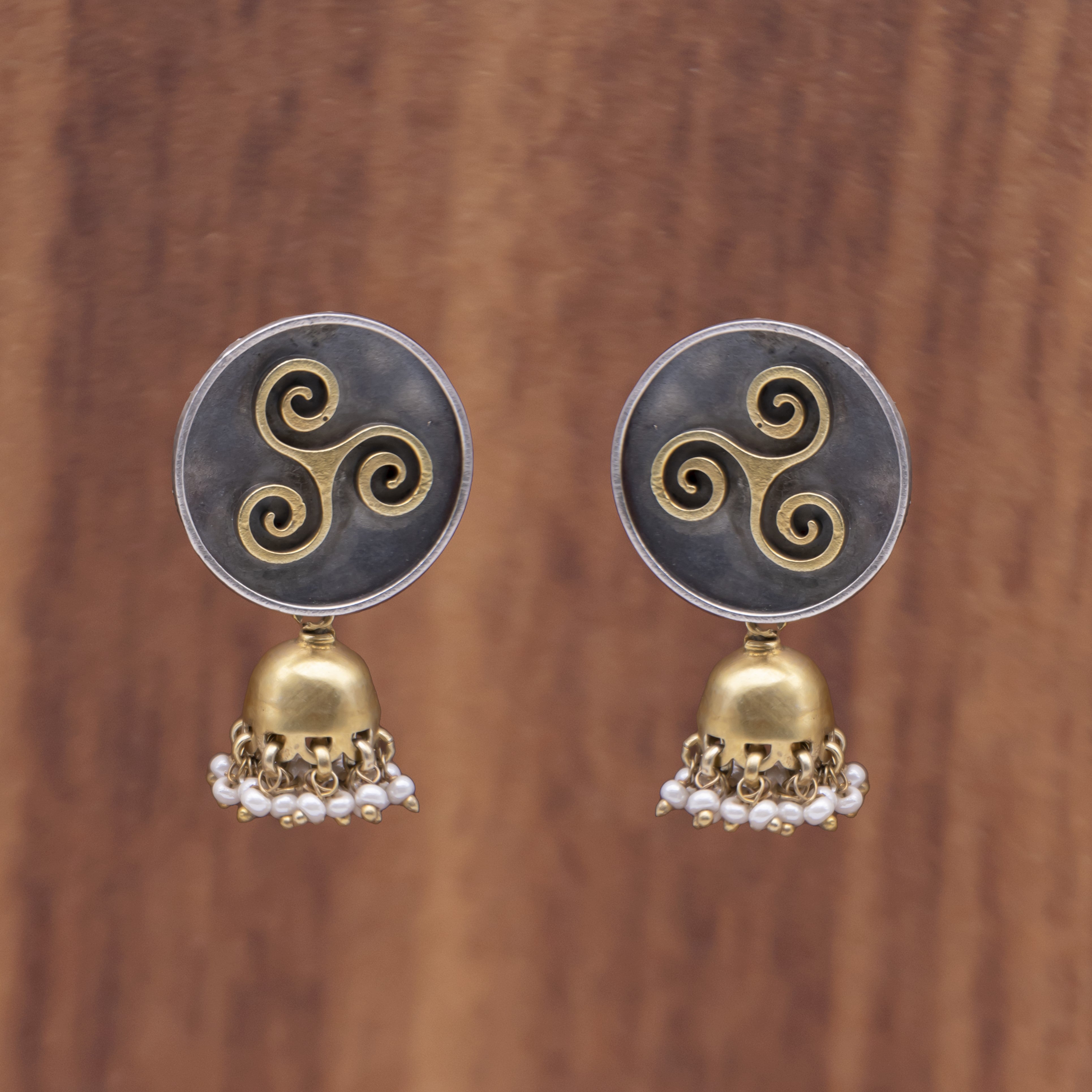 Figet spinner gold 925 oxidised silver jhumkas