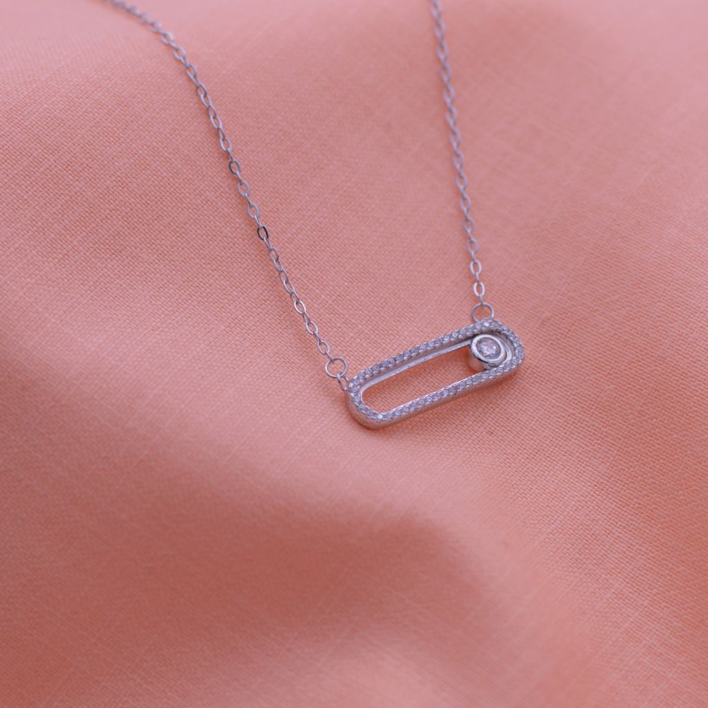 Zircon Stone in Cube Pure Silver Pendant With Linked Chain