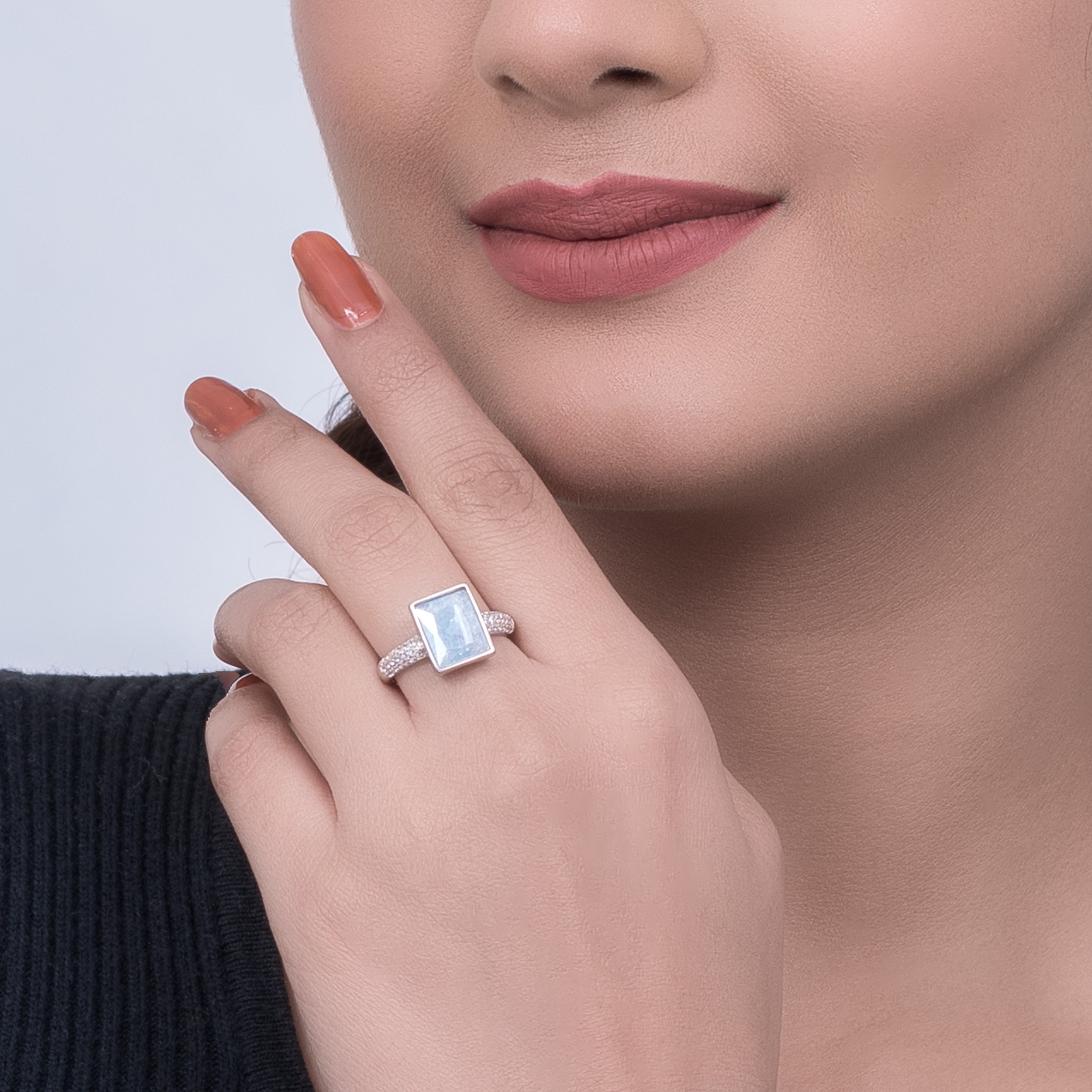 Aqua blue stone cube heaavy 925 silver Ring