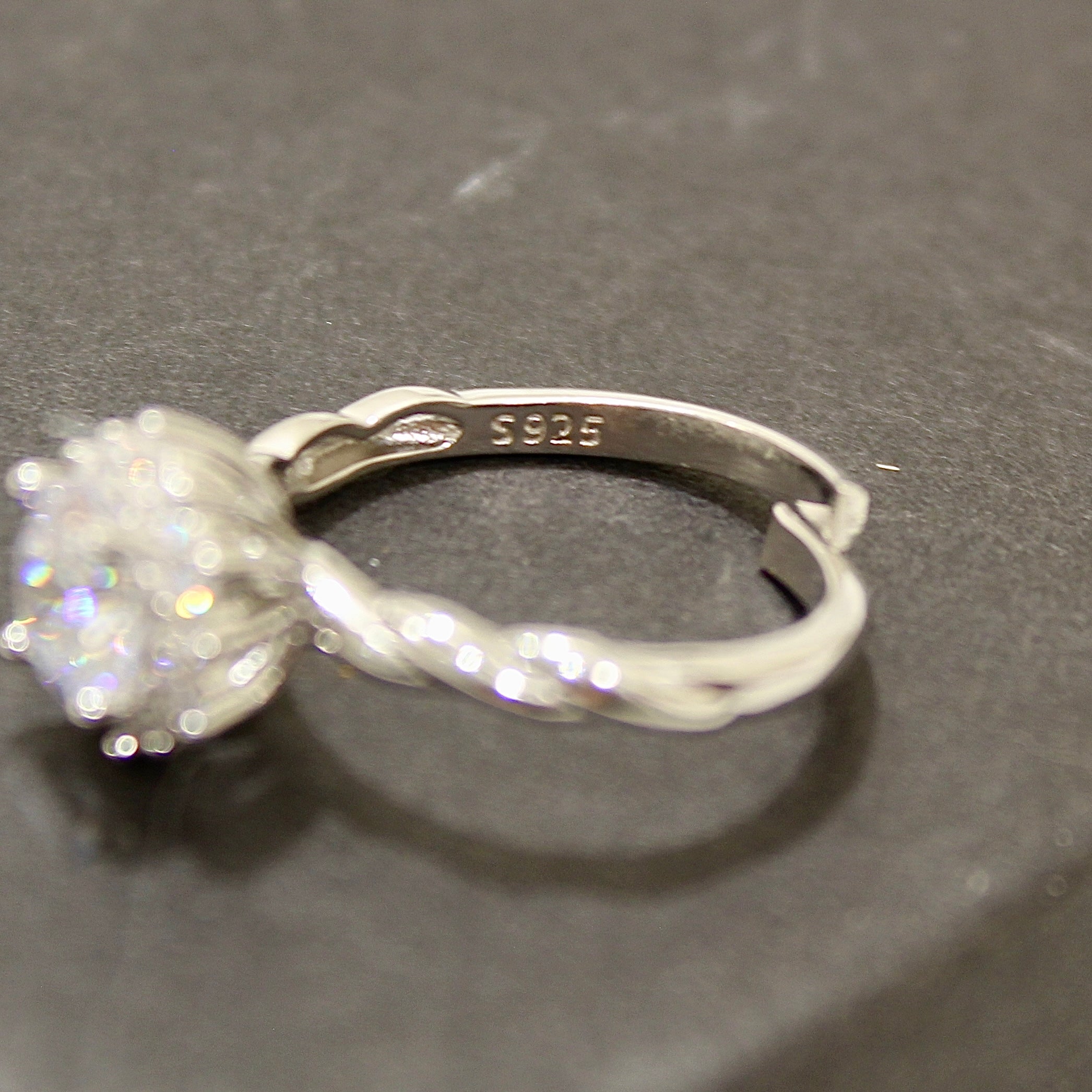 Flower Solitaire Stonne Pure Silver Cocktail Ring