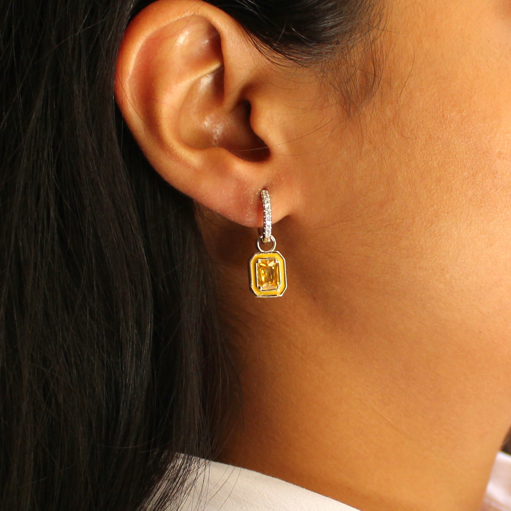 Yellow stones drop earrings in 925 silver