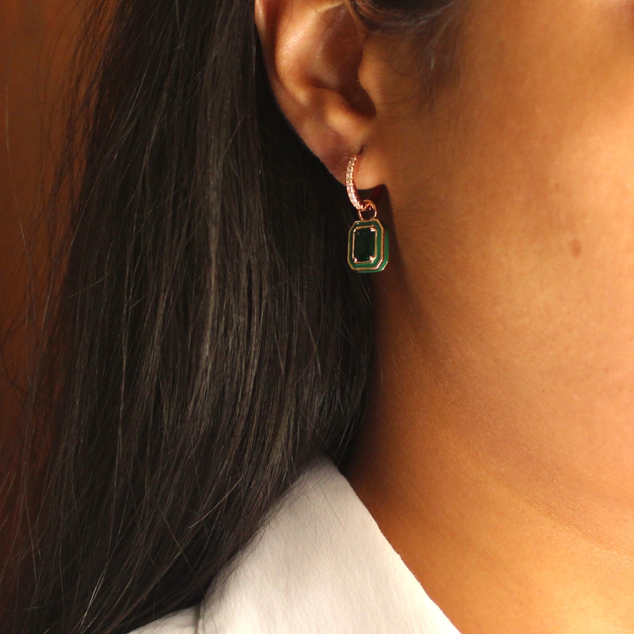 Emerald stones drop earrings in rose gold plated 925 silver