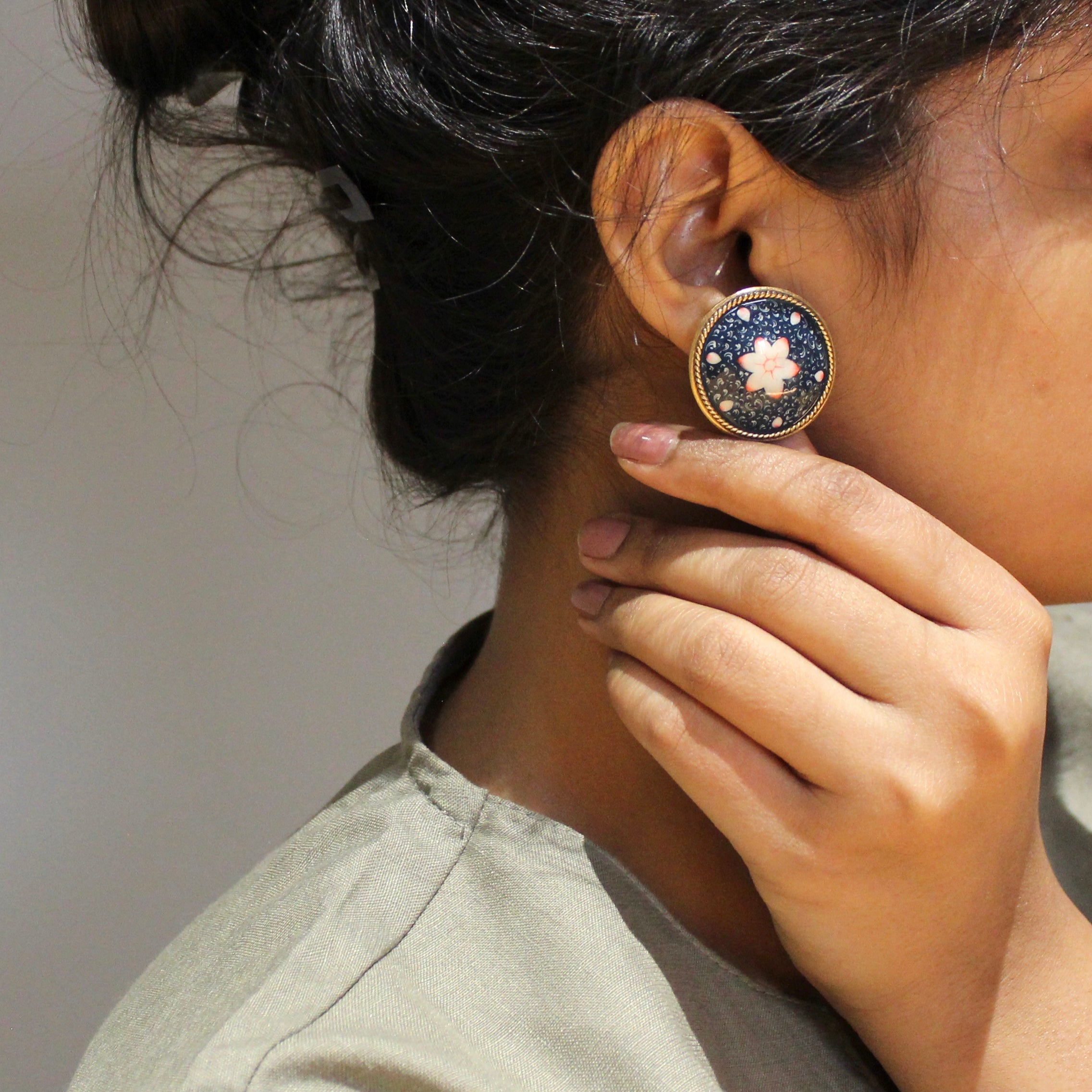 Blue textured button 925 silver Studs