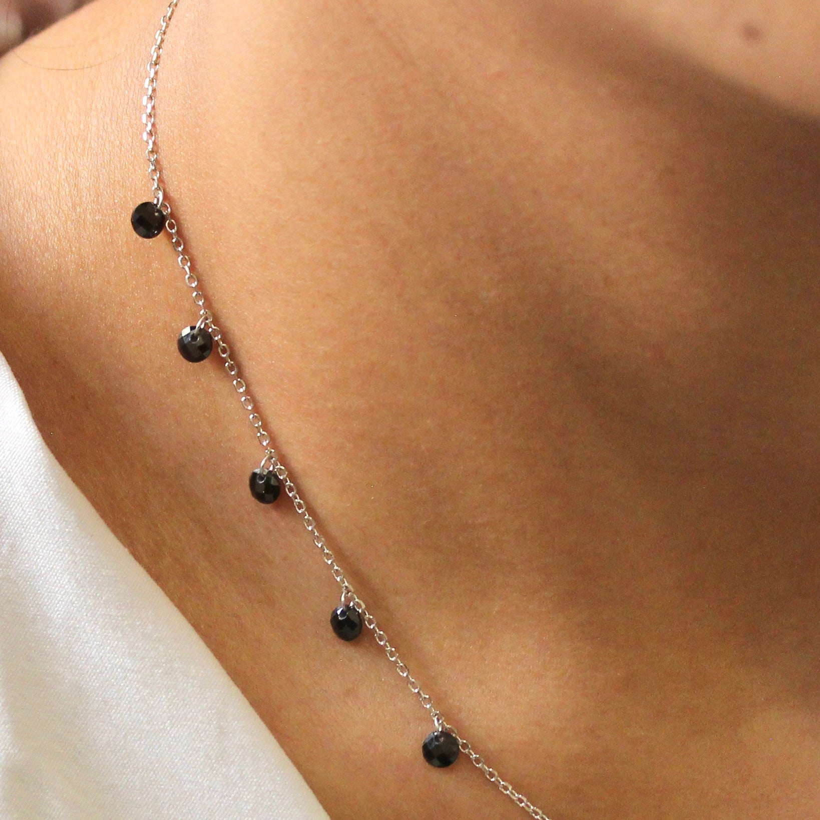 Black beads 925 silver minimal chain