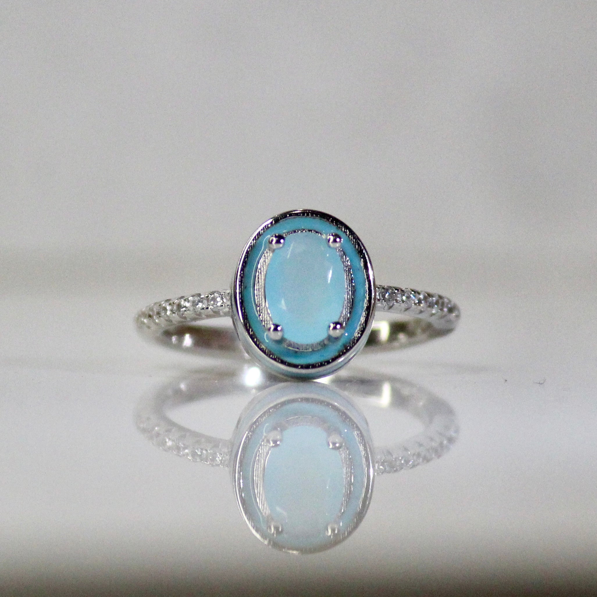 Pastel blue oval 925 silver ring'