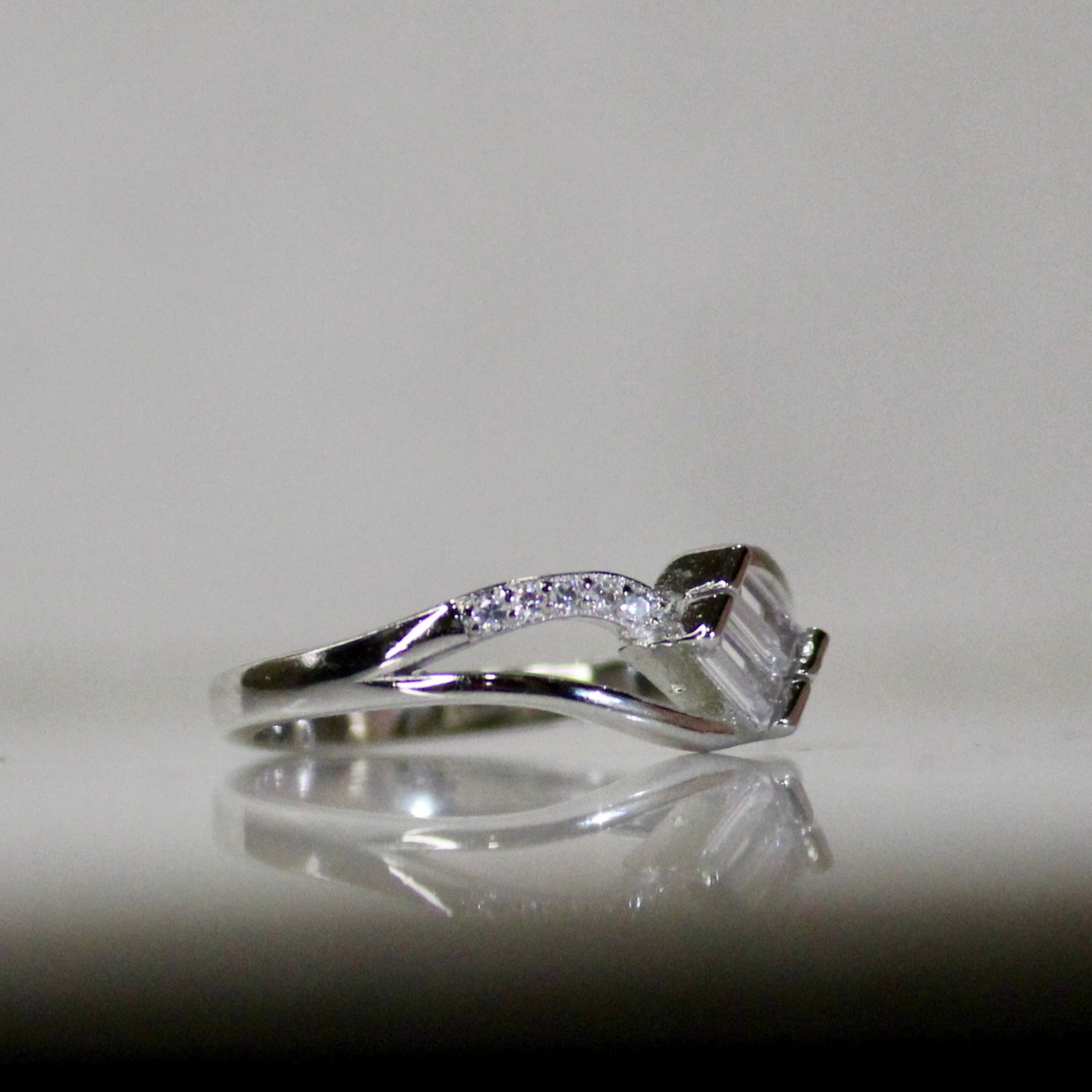 Infinity with stone minimal 925 silver ring