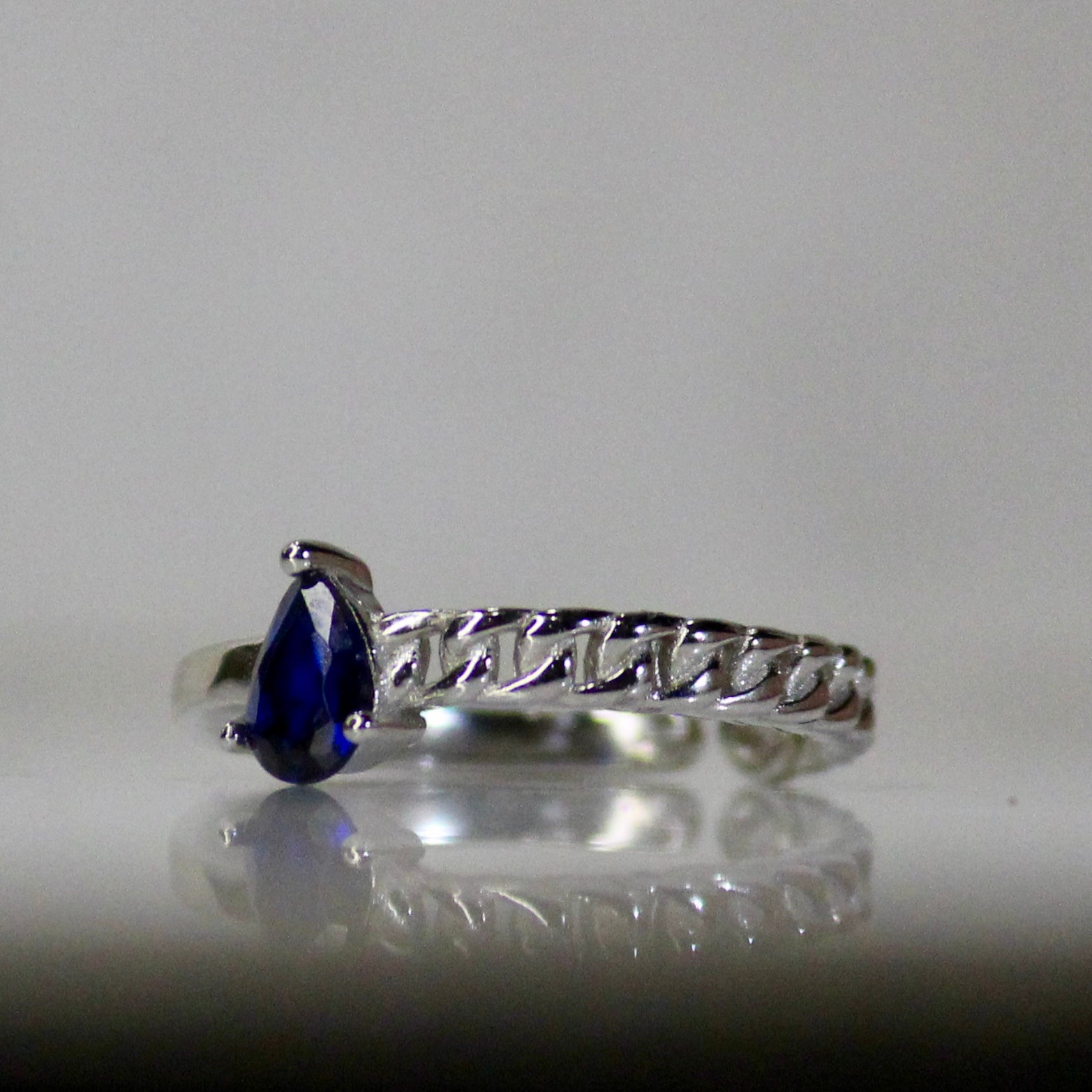 Sapphire single stone minimal pure silver Ring