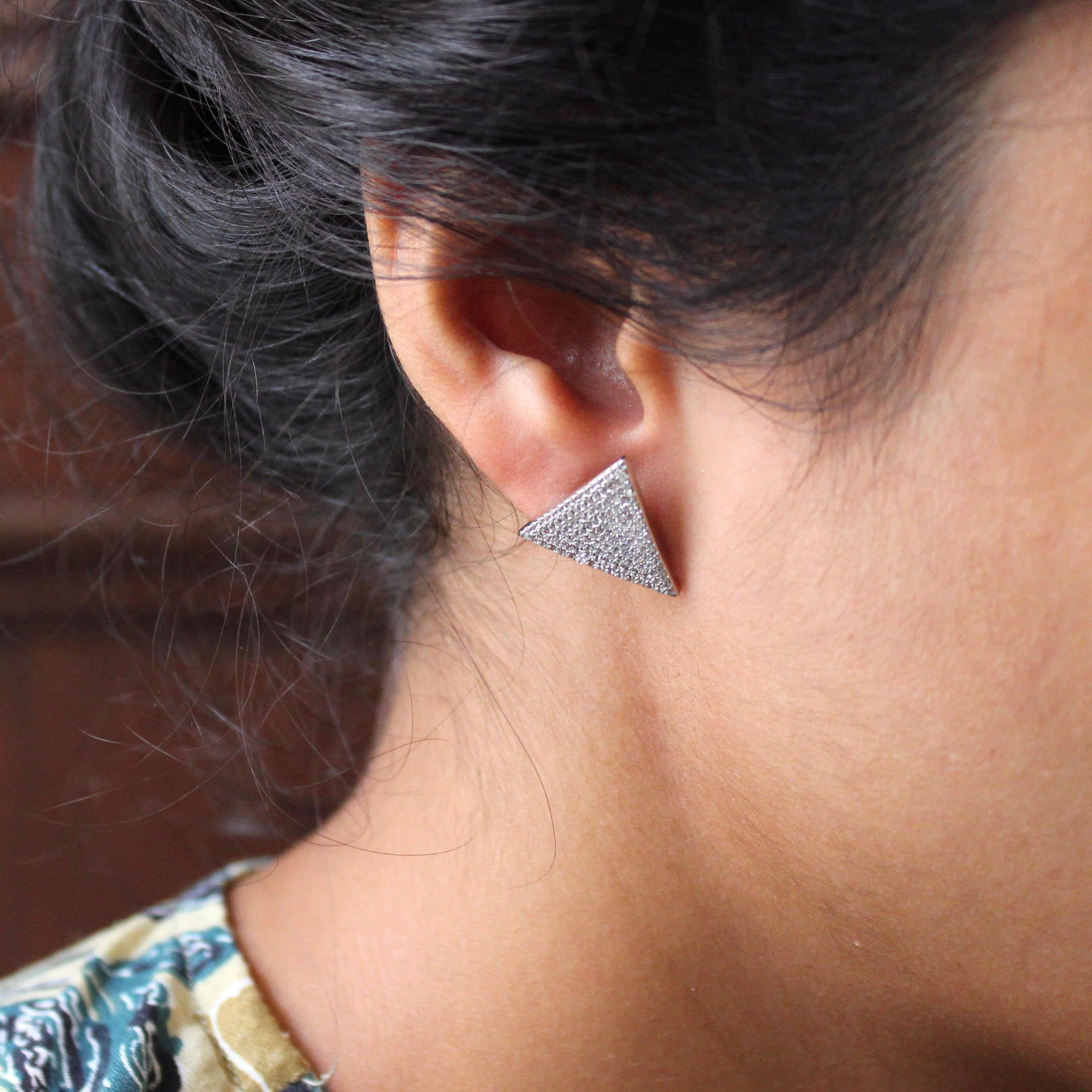 Triangle multistone 925 silver studs