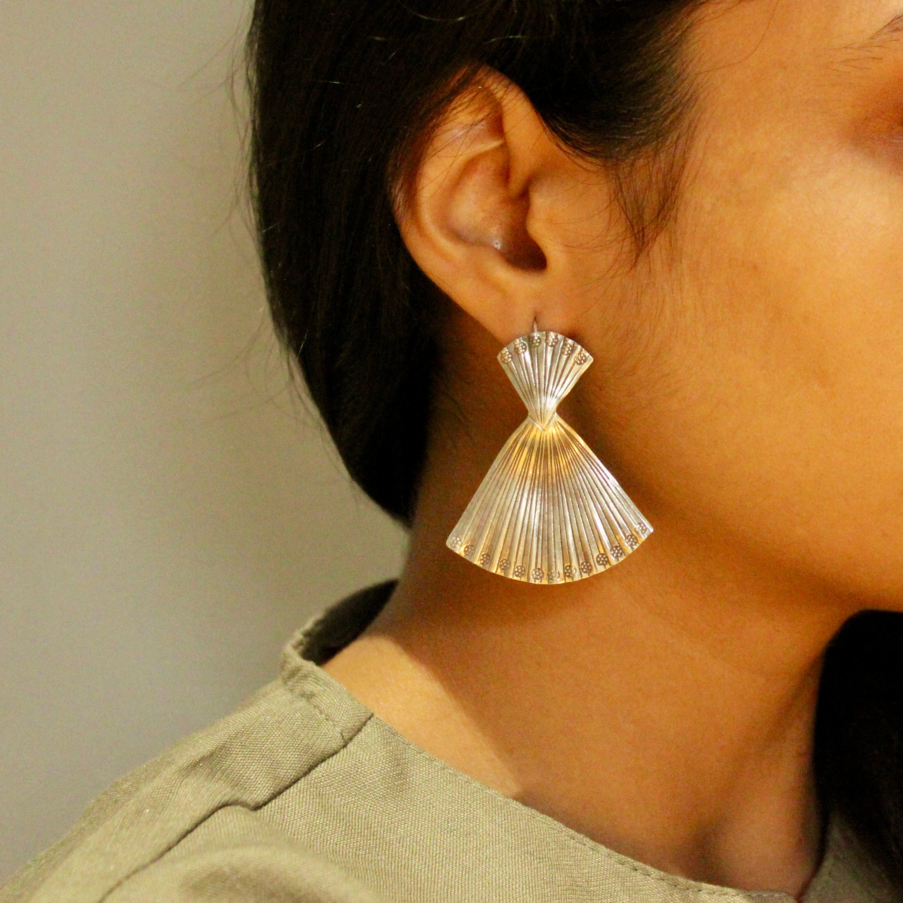 Shell cover hanging 925 silver earrings