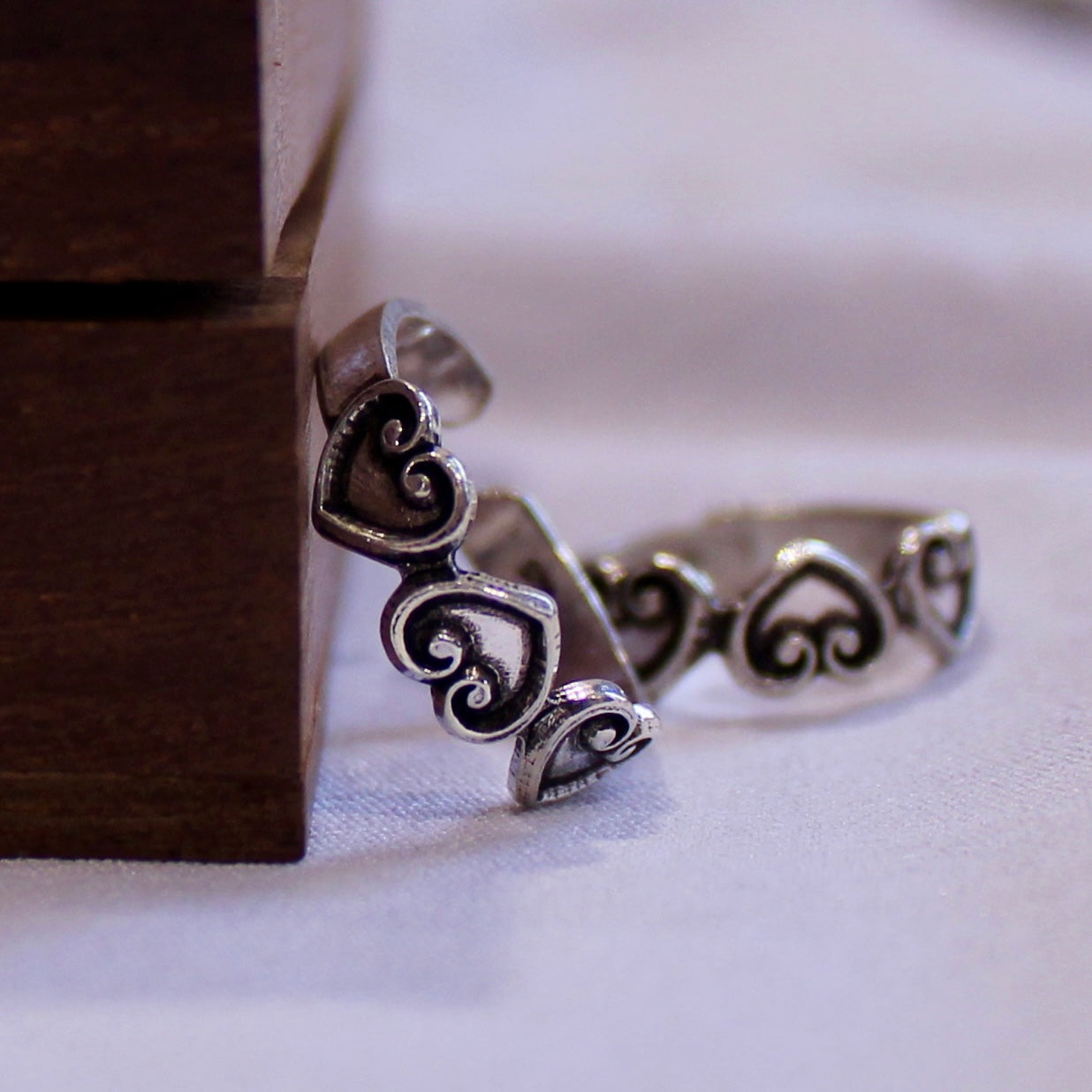 Mini heart charm pure silver toe rings