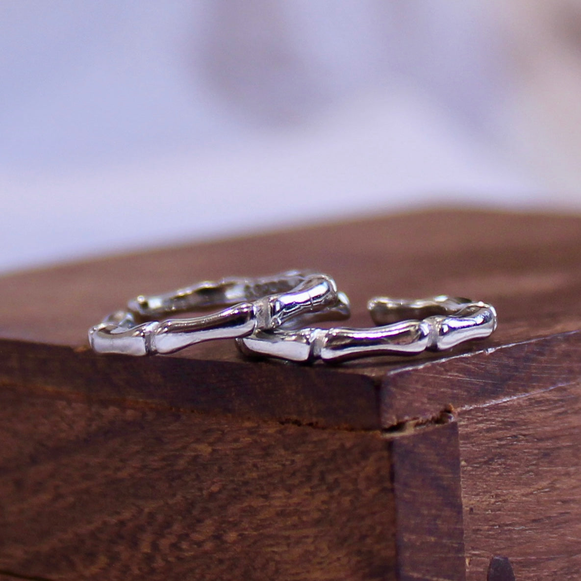 Classic lined pure silver toe rings