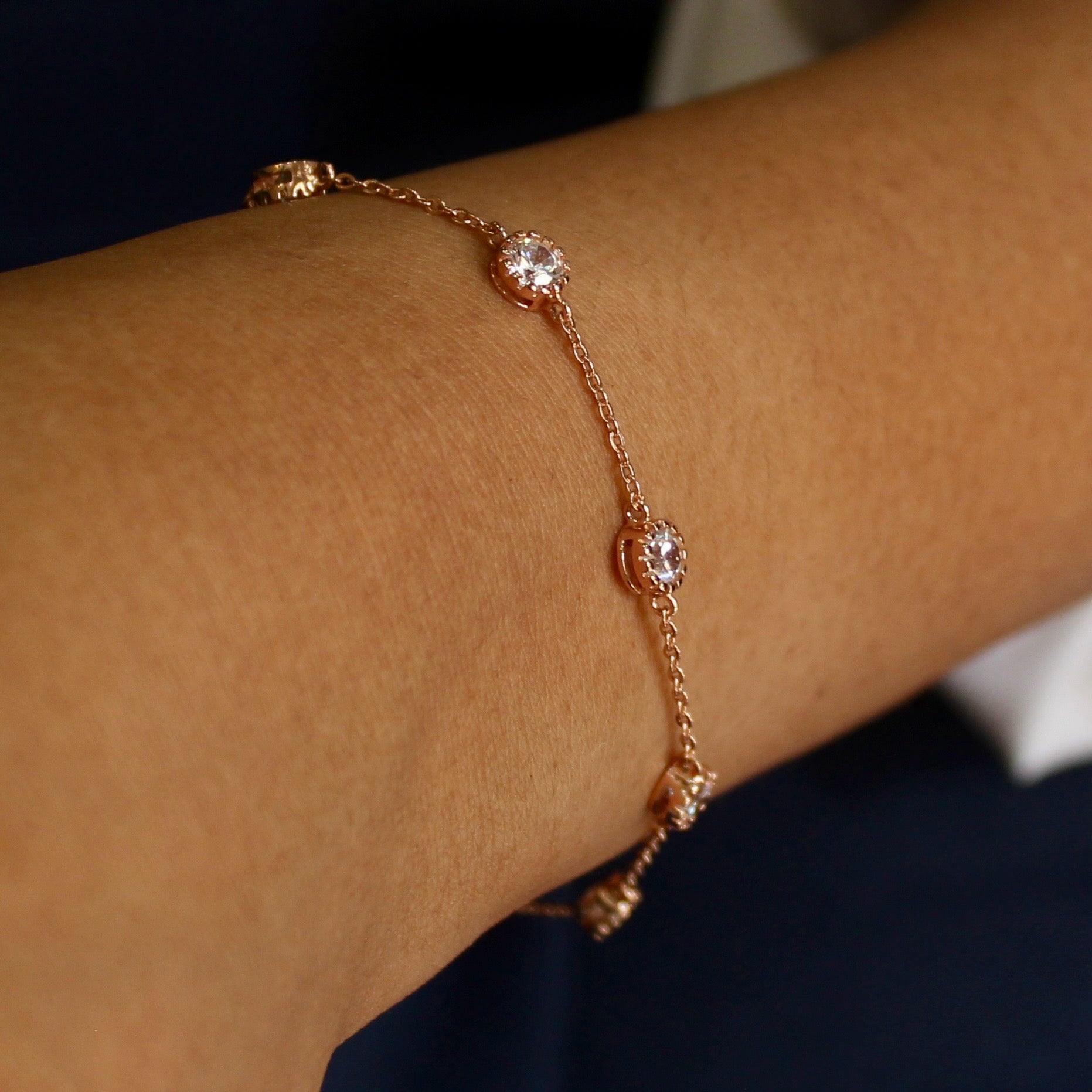 Zircon Stones Lined 925 Silver Minimal Bracelet in Rose Gold