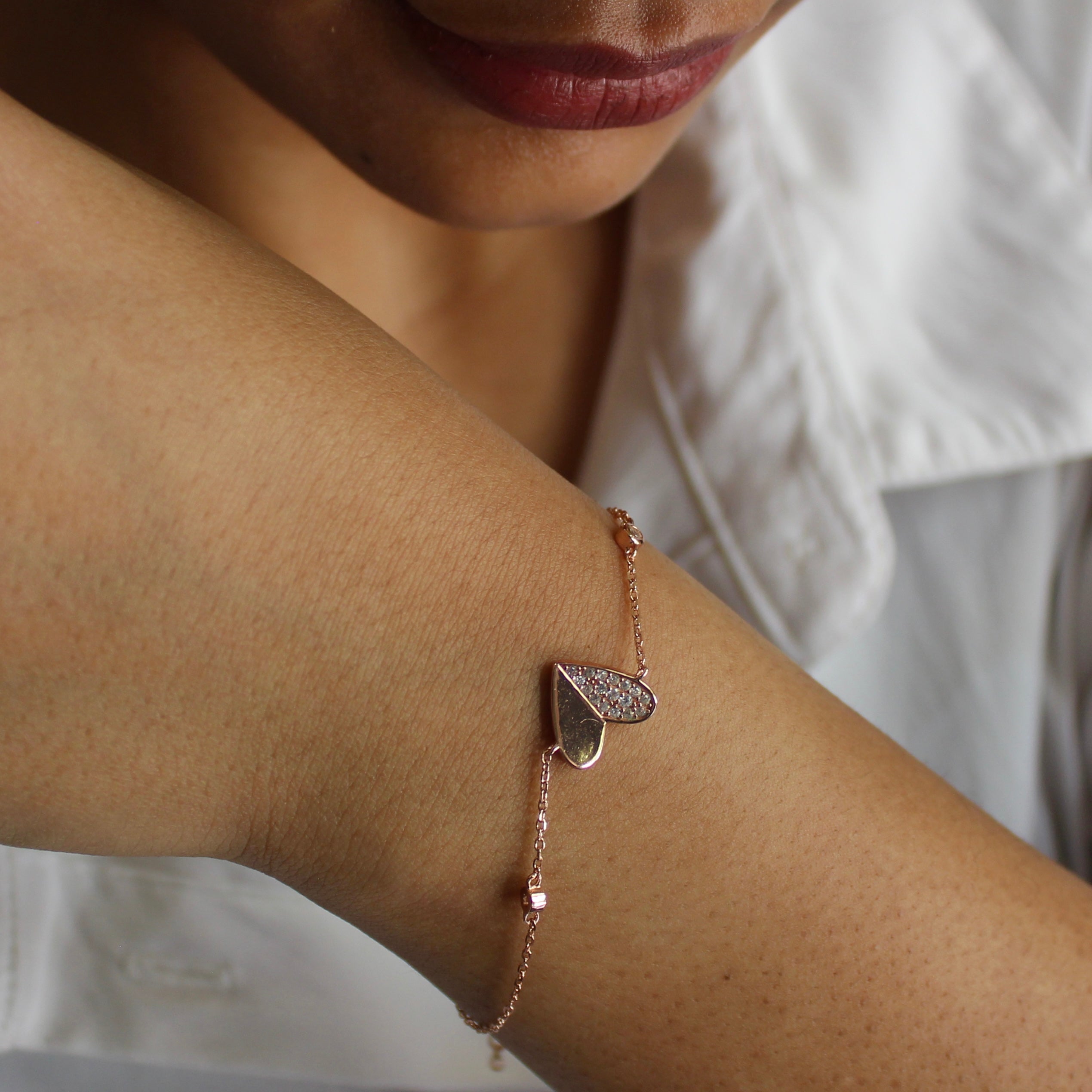 Heart Charm in Centre 925 Silver Minimal Bracelet in Rose Gold