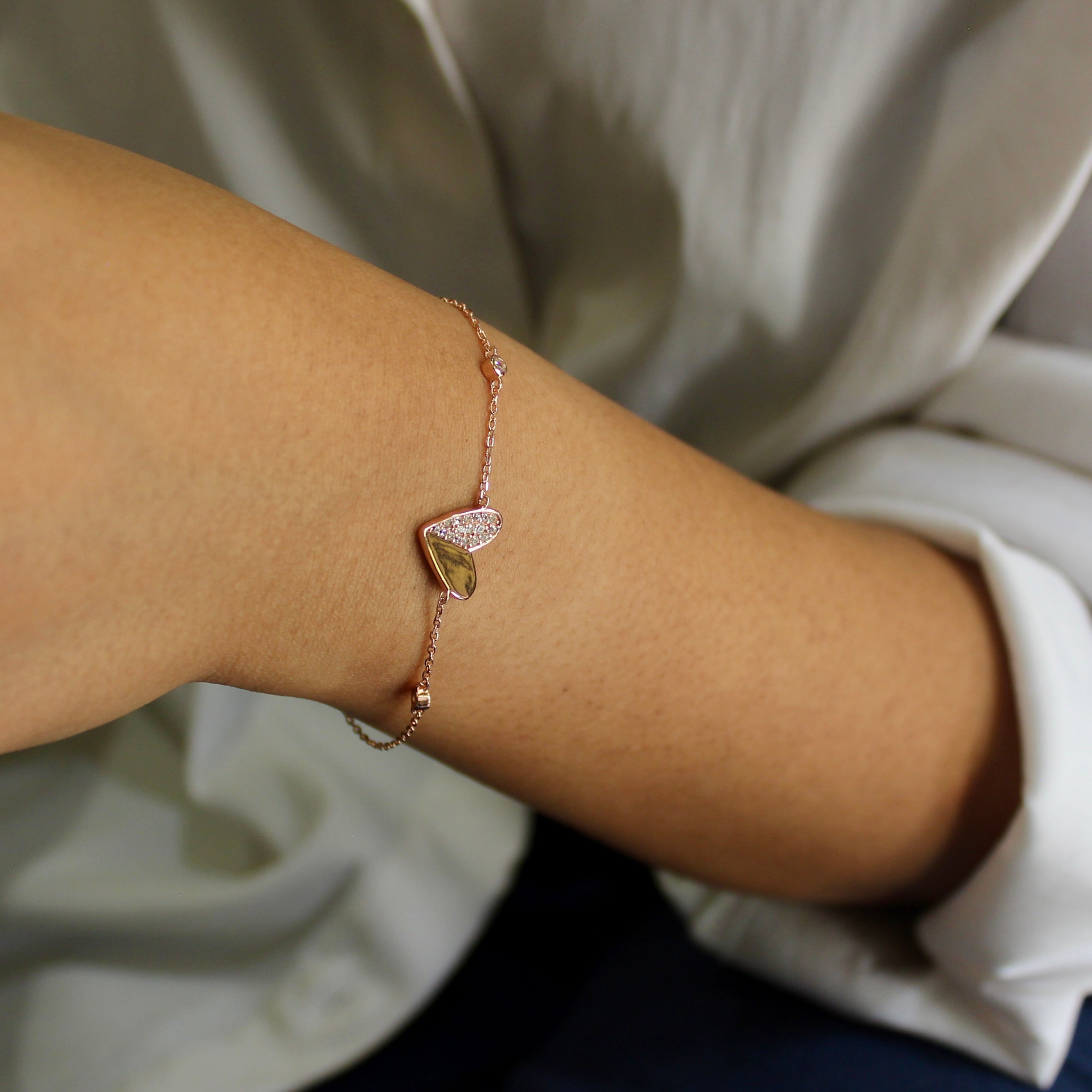 Heart Charm in Centre 925 Silver Minimal Bracelet in Rose Gold