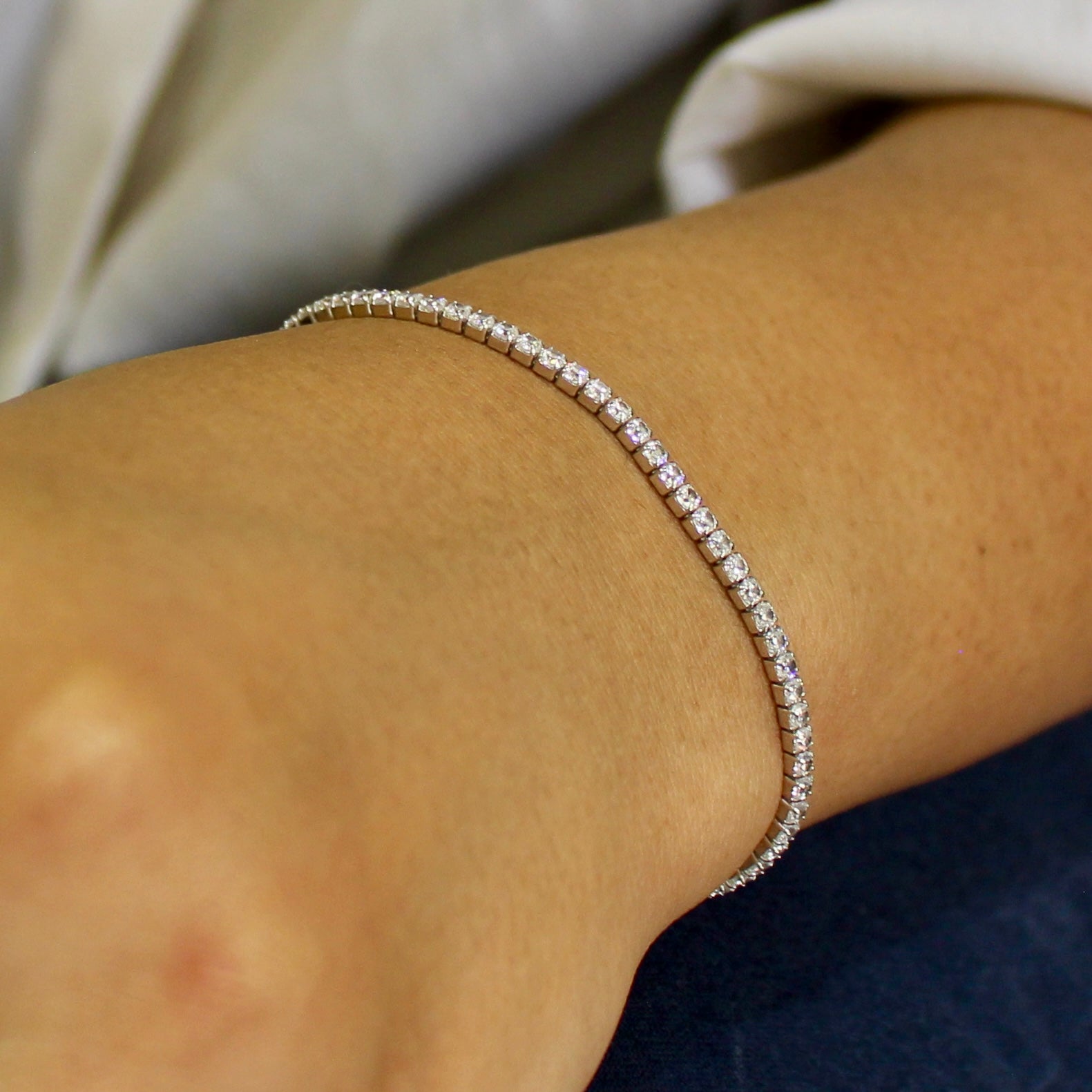 Minimal Solitaire Pure Silver Adjustable Bracelet- Single Layered