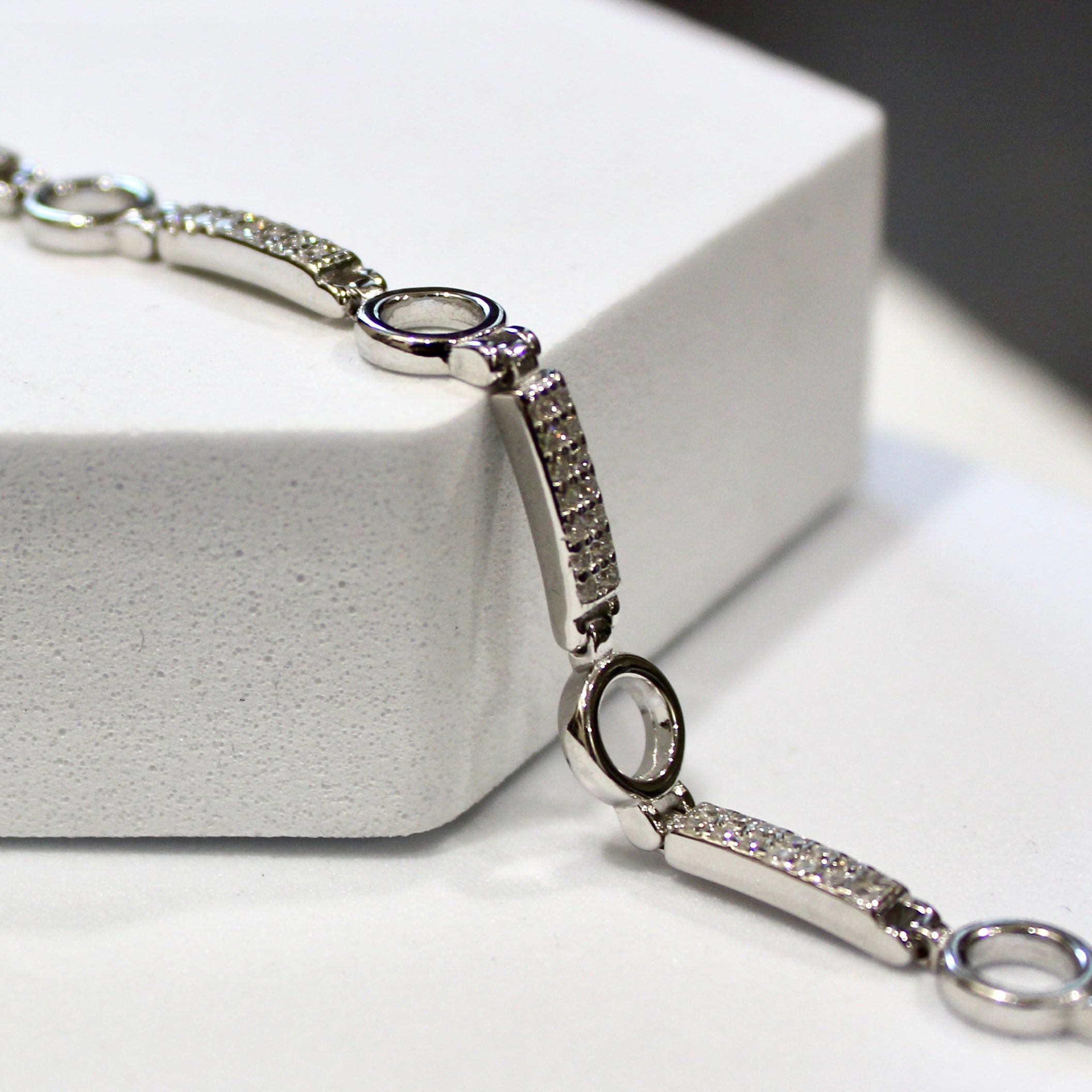 Circle Lined Stones 925 Silver Party Bracelet