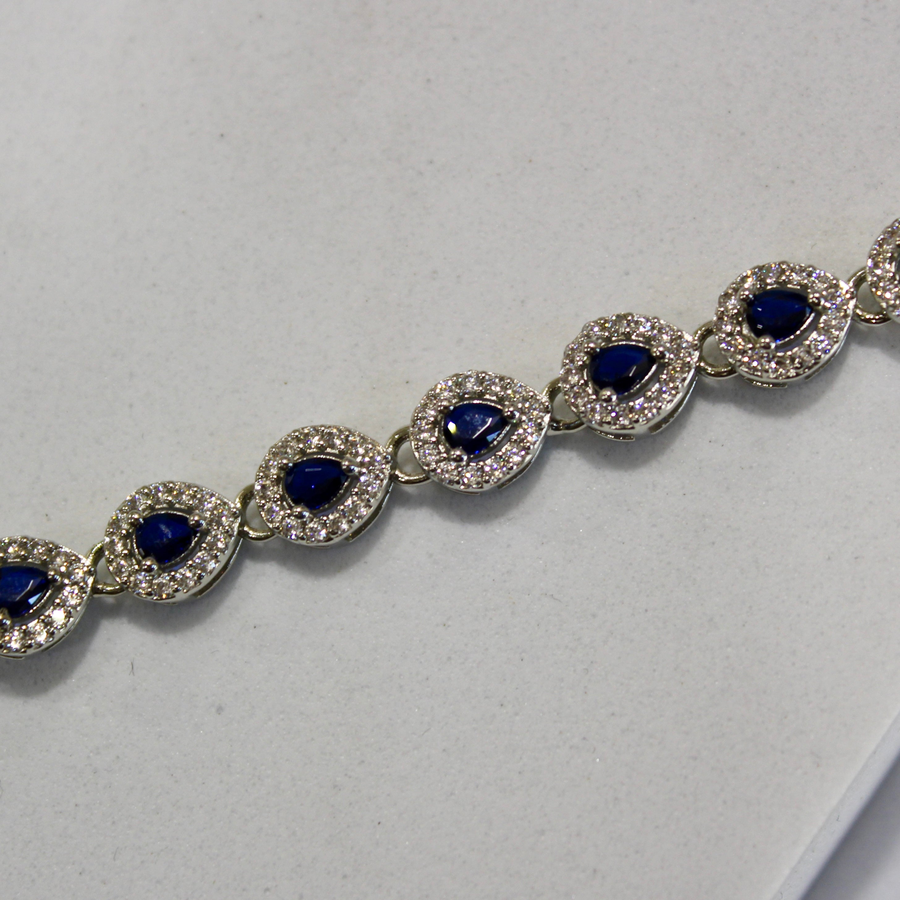 Sapphire Stones Leaf Minimal 925 Silver Bracelet