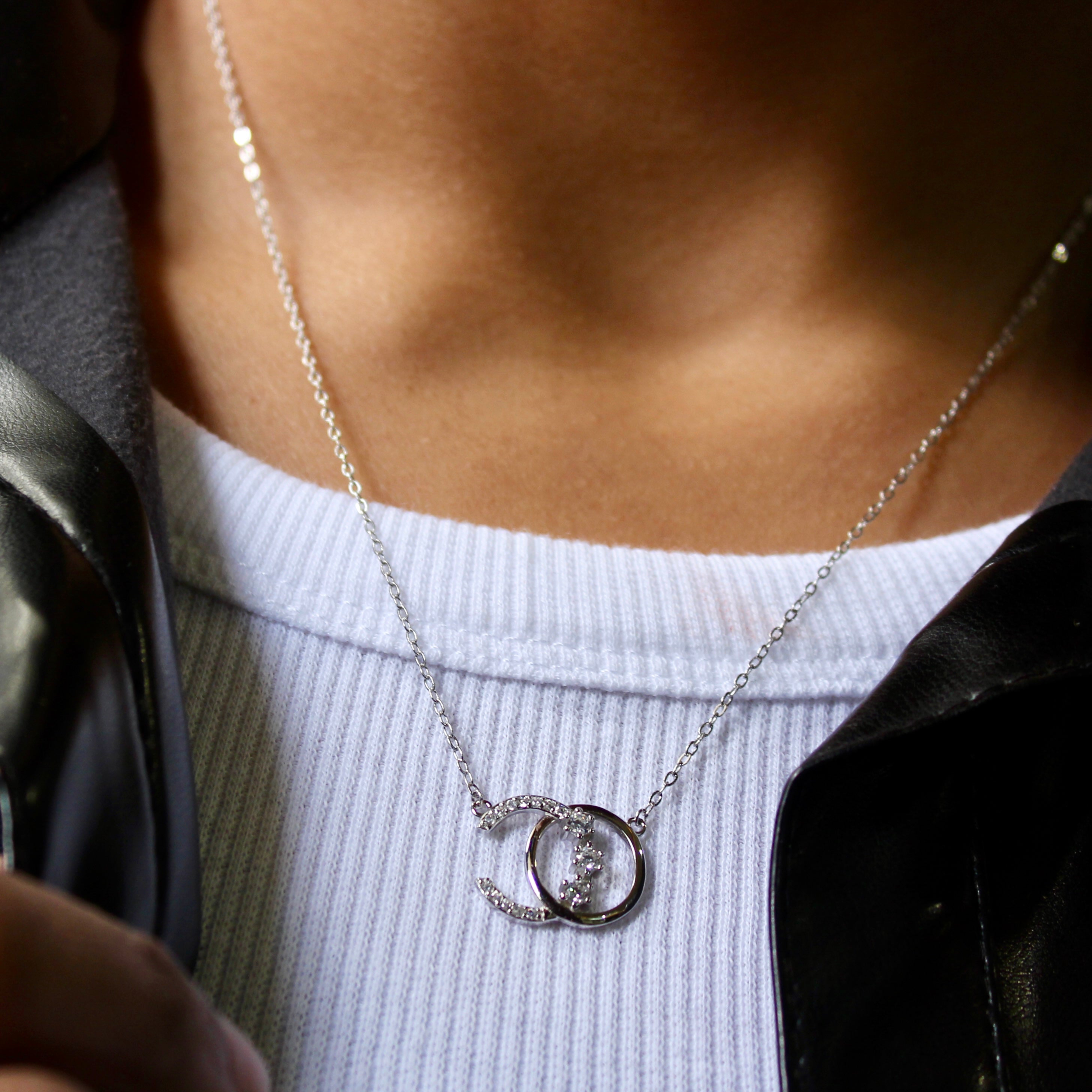 Half Moon in Circle Pure Silver Pendant With Linked Chain