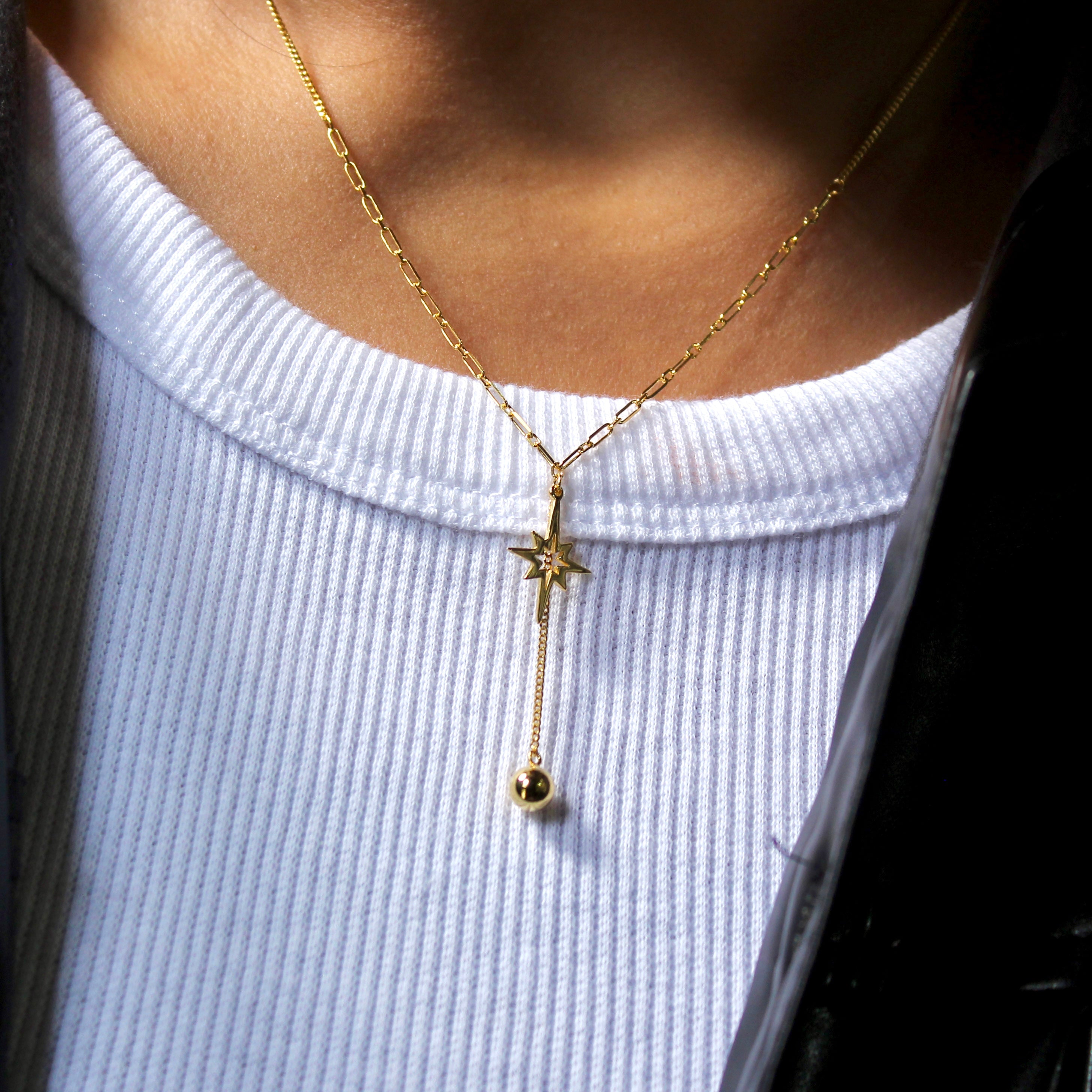 Star Pendant With Linked Long Chain in Gold Polish