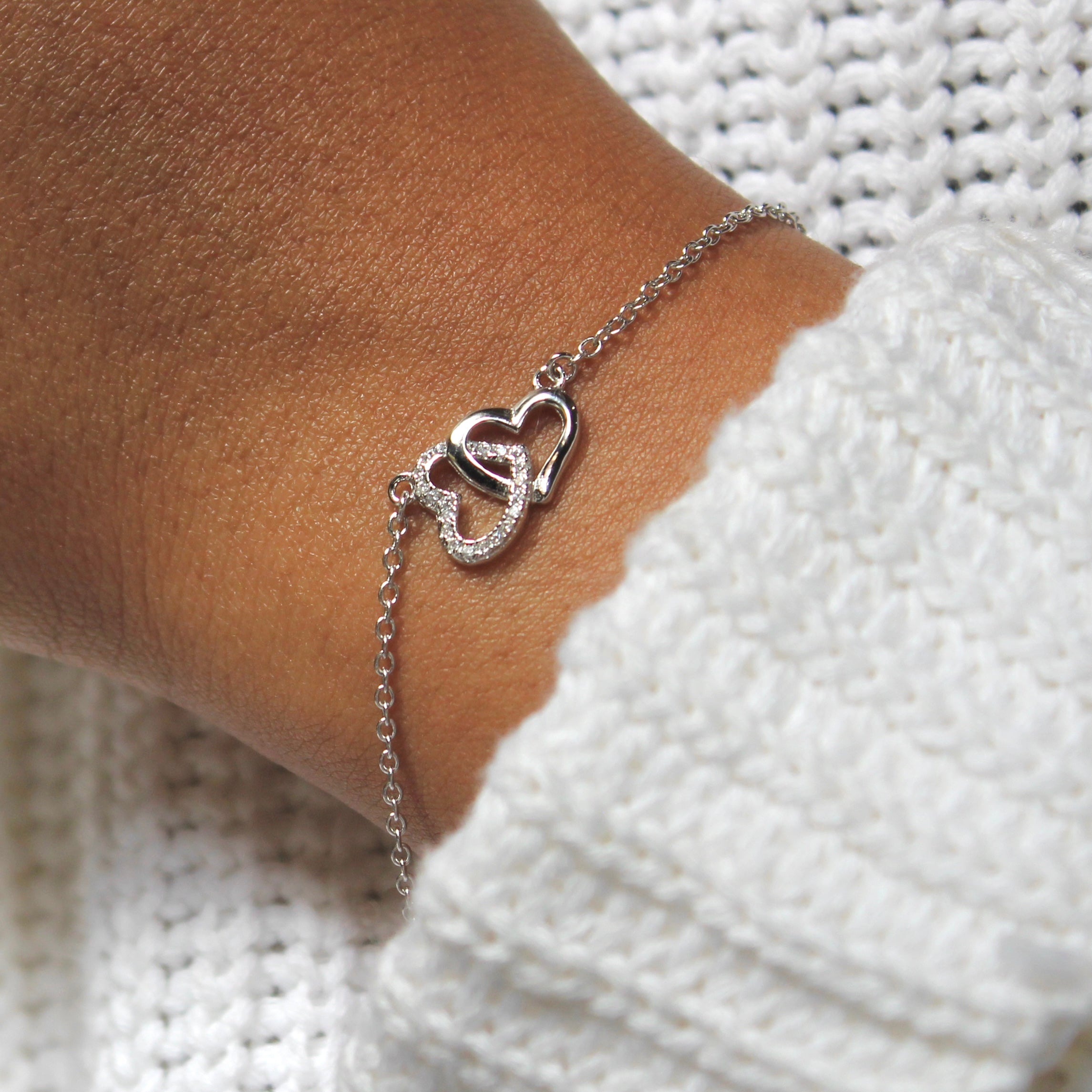 Interconnecting Heart Charm Silver Minimal Bracelet