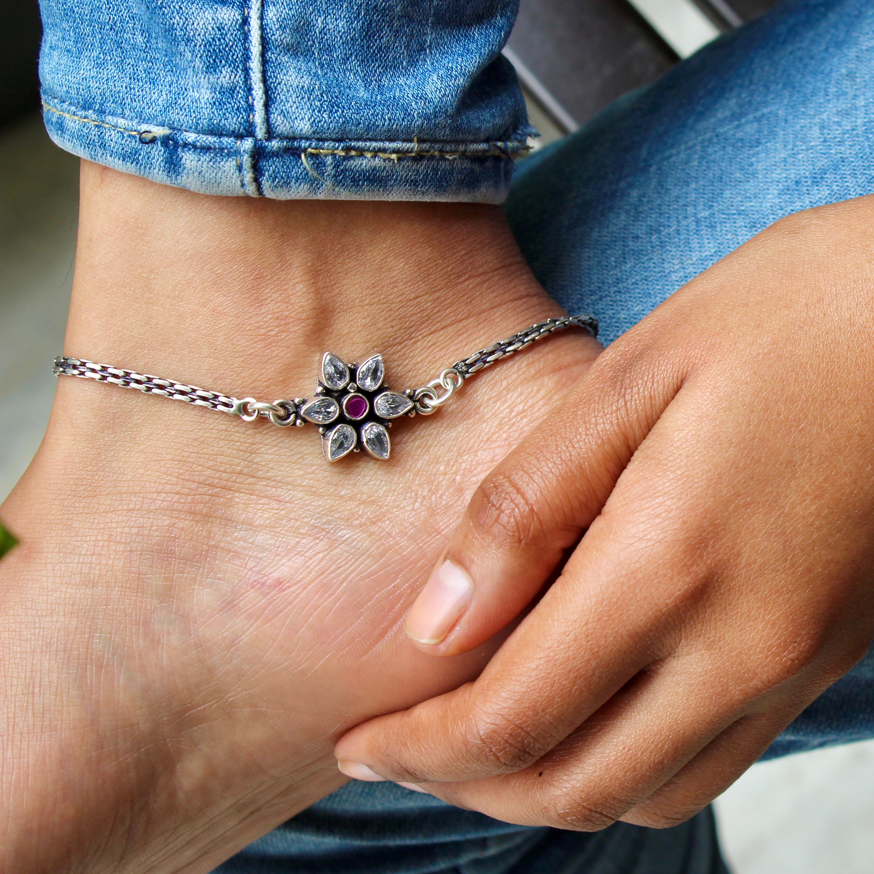 Flower With Zircon 925 Oxidised Anklet