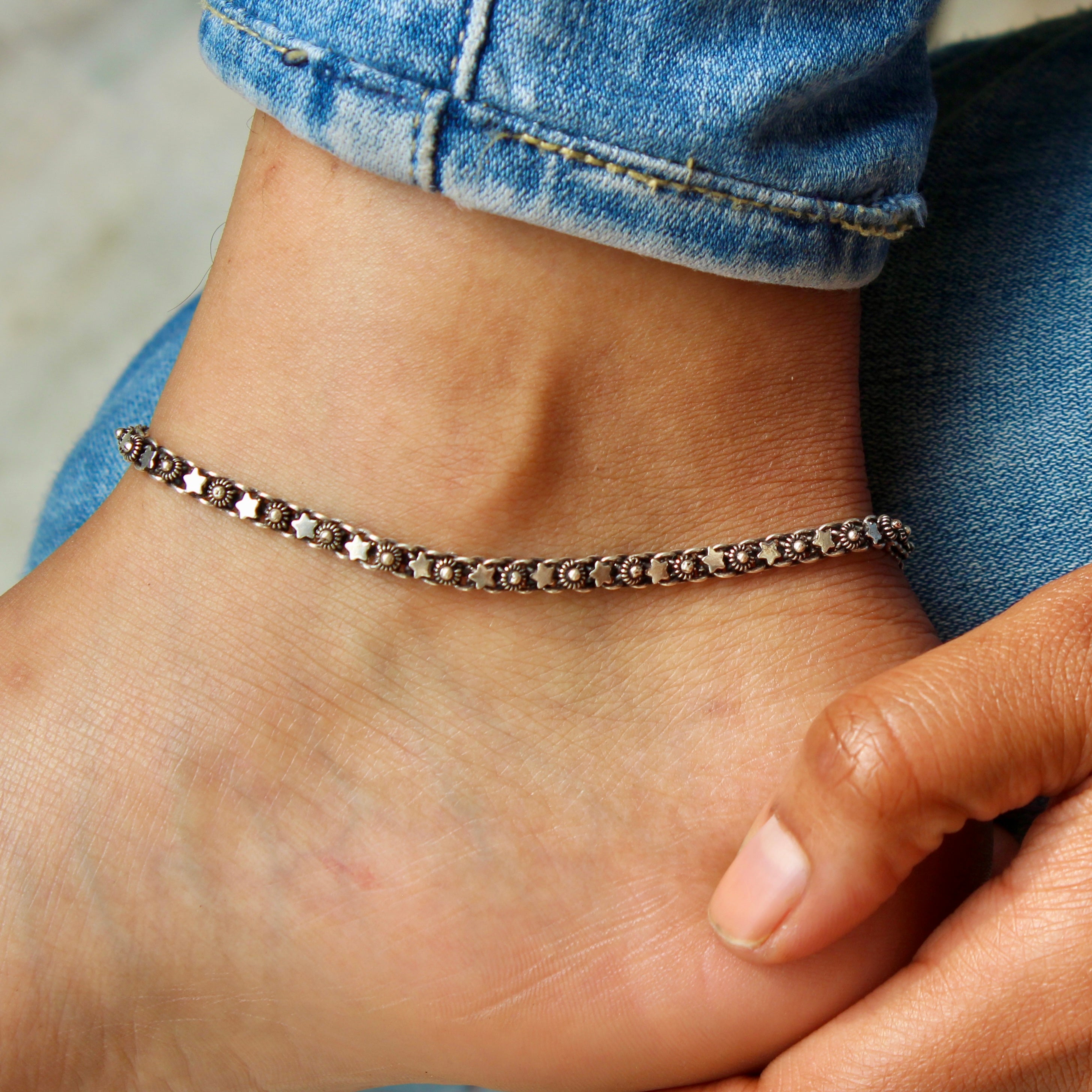 Stars black 925 oxidised silver anklet- single piece