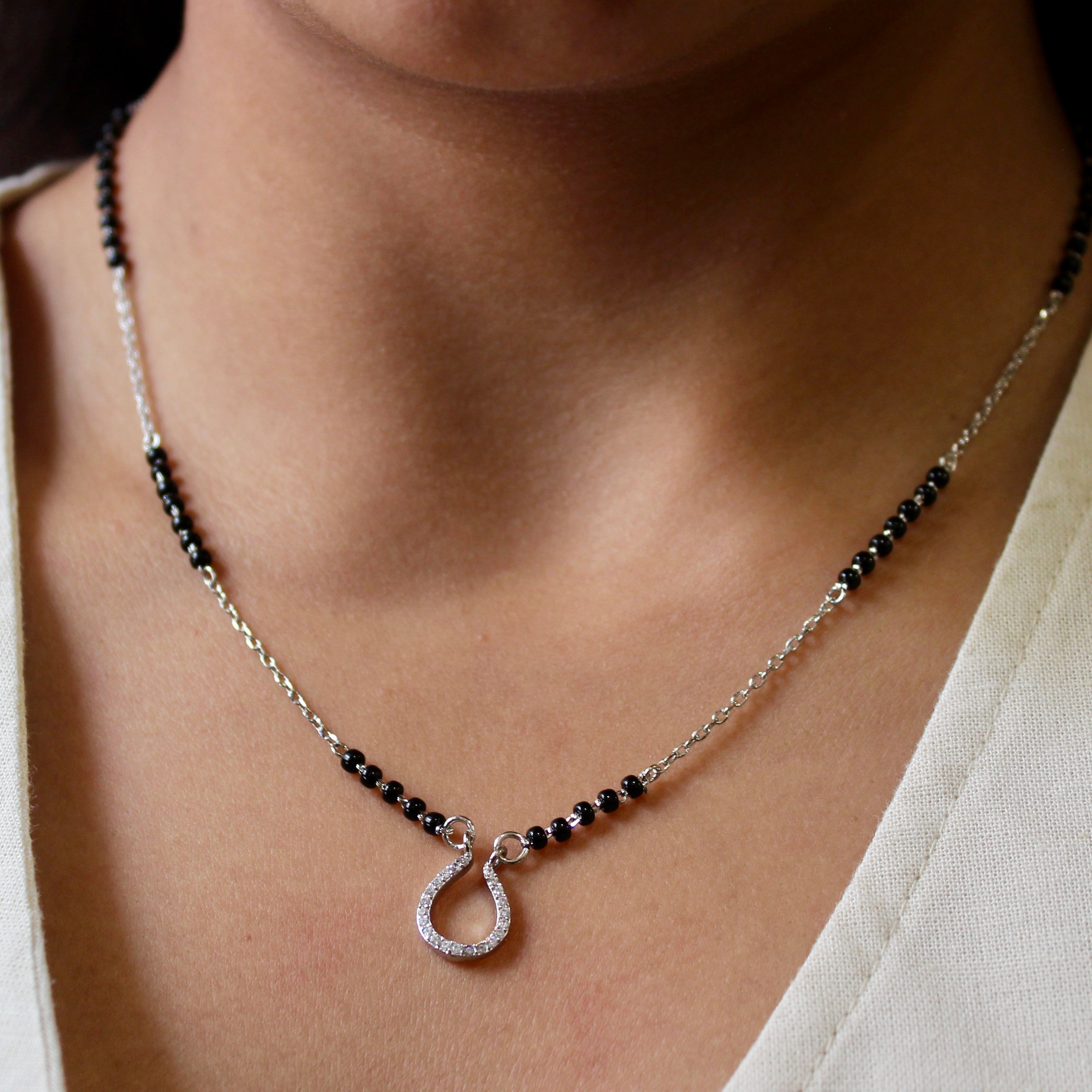 U-halo Zircon Stones Mangalsutra in 925 Silver