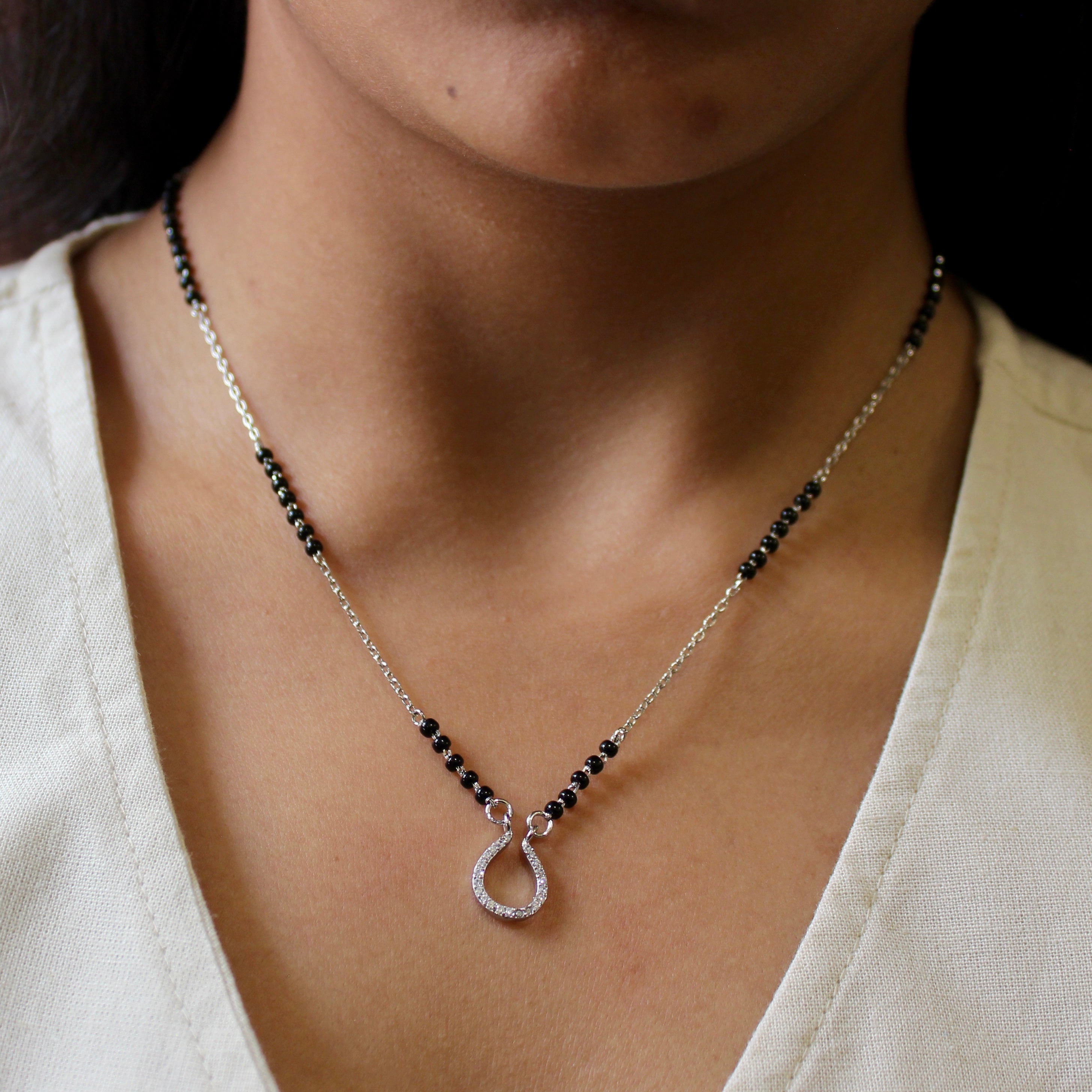 U-halo Zircon Stones Mangalsutra in 925 Silver