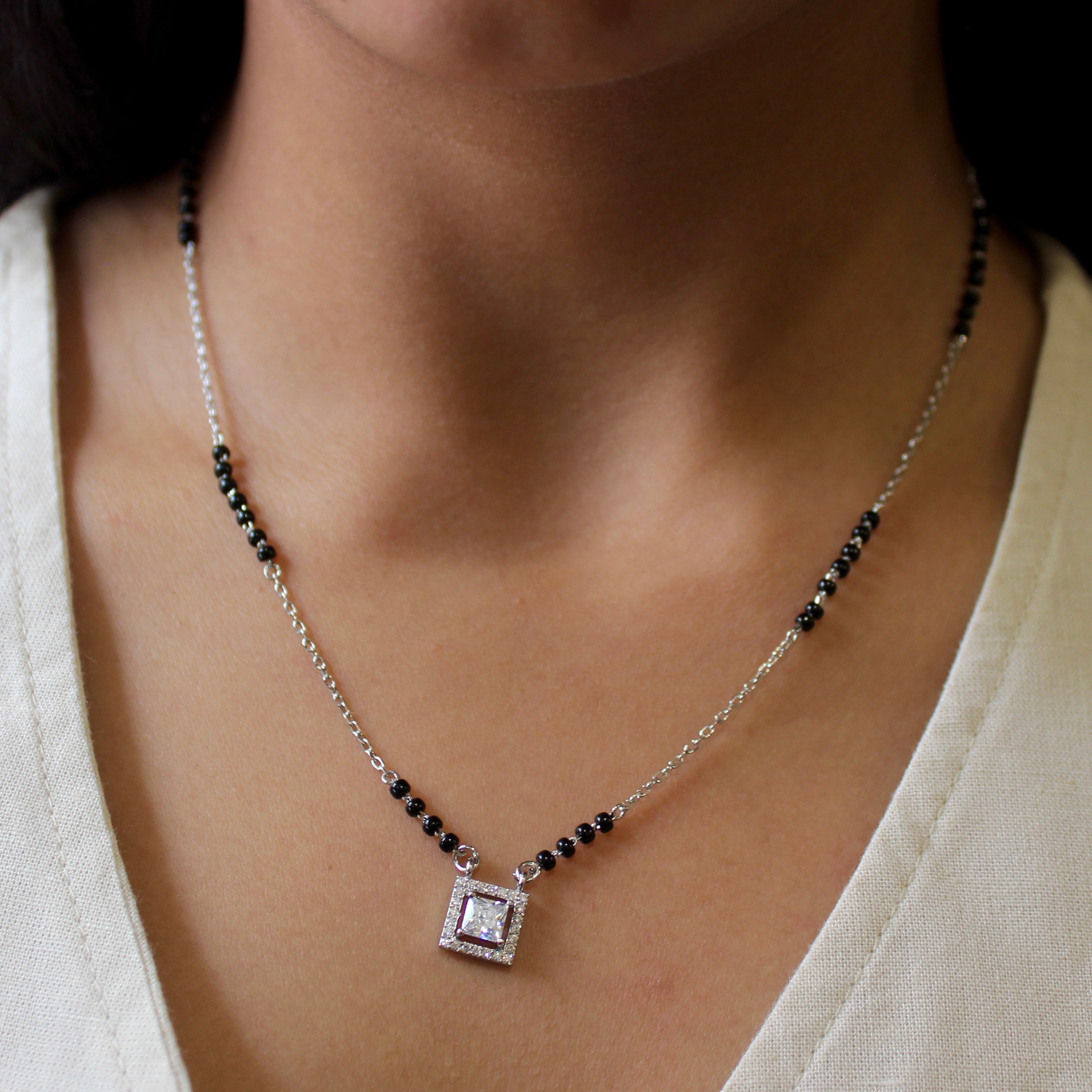 Cubical Solitaire Stone Mangalsutra in 925 Silver
