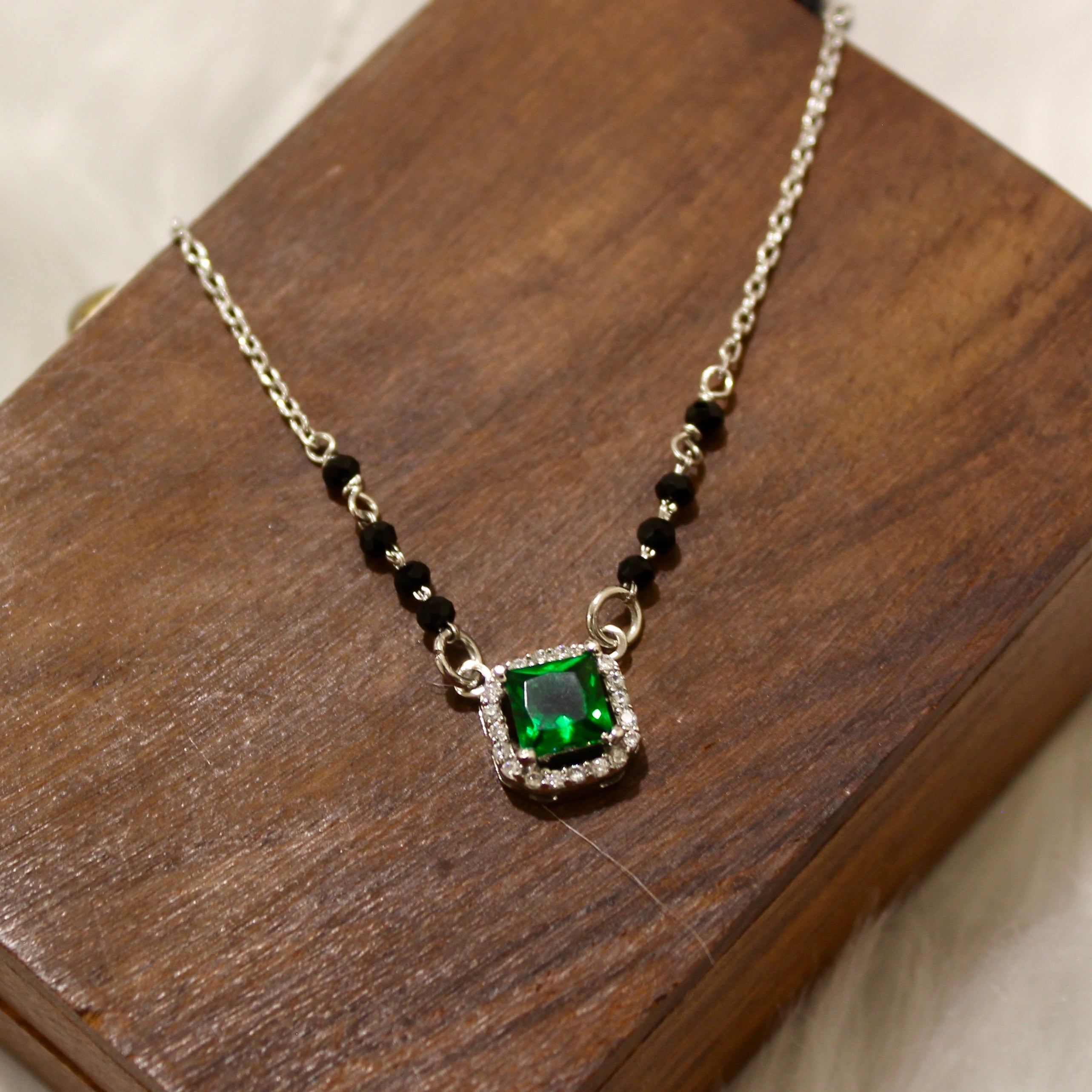 Emerald Stone Cubic Zircon Stones Mangalsutra in 925 Silver