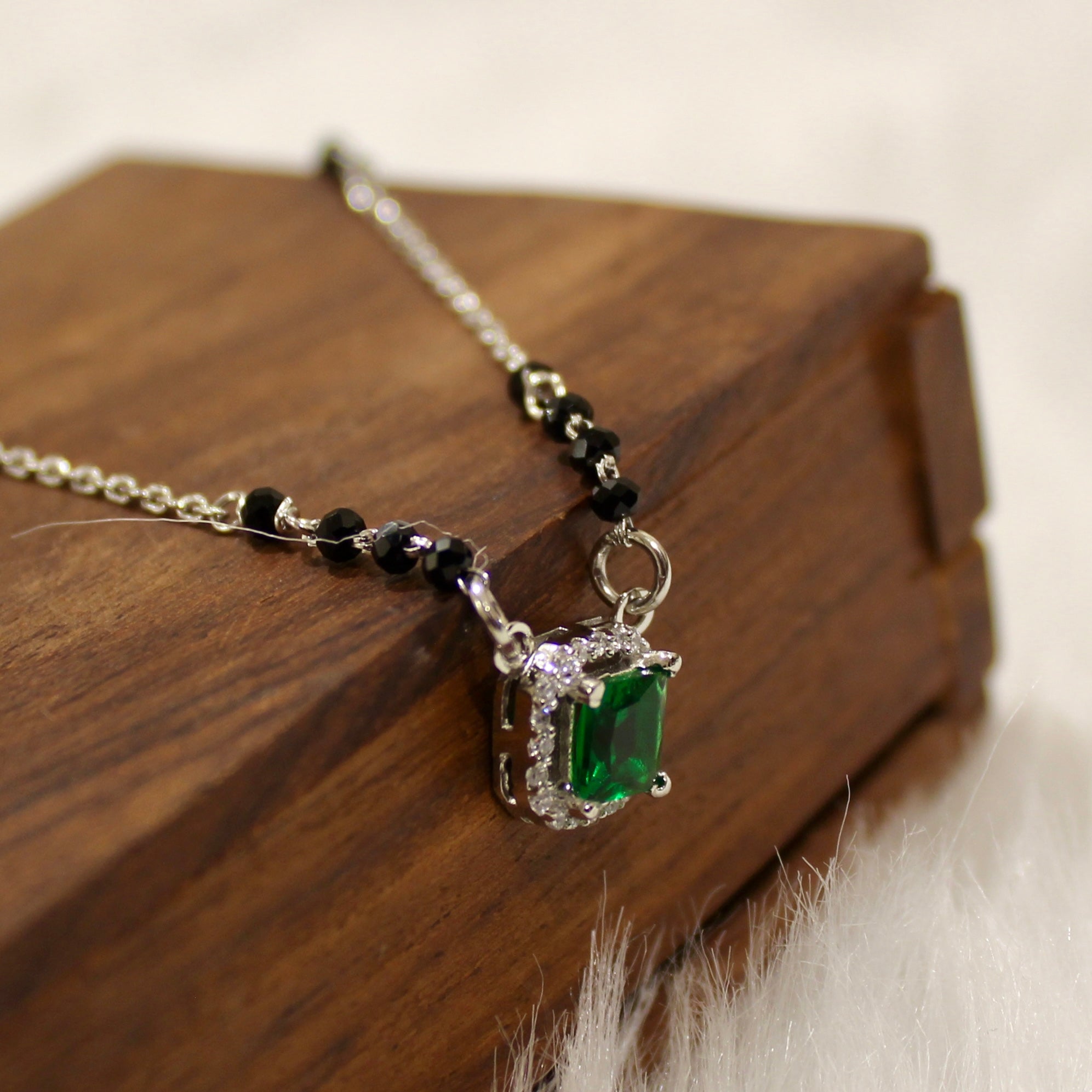 Emerald Stone Cubic Zircon Stones Mangalsutra in 925 Silver