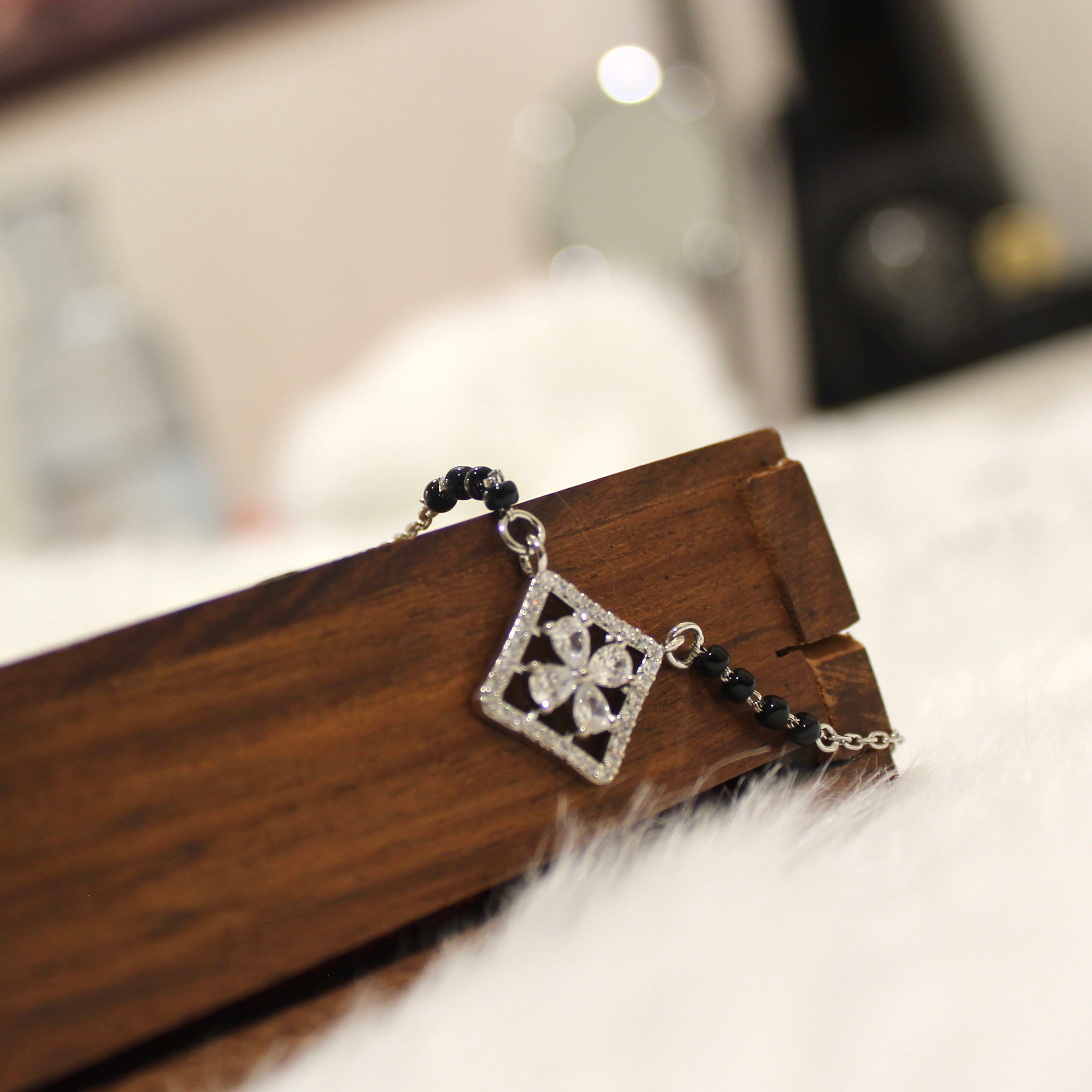 4 Petals Flower Zircon Stones Mangalsutra in 925 Silver